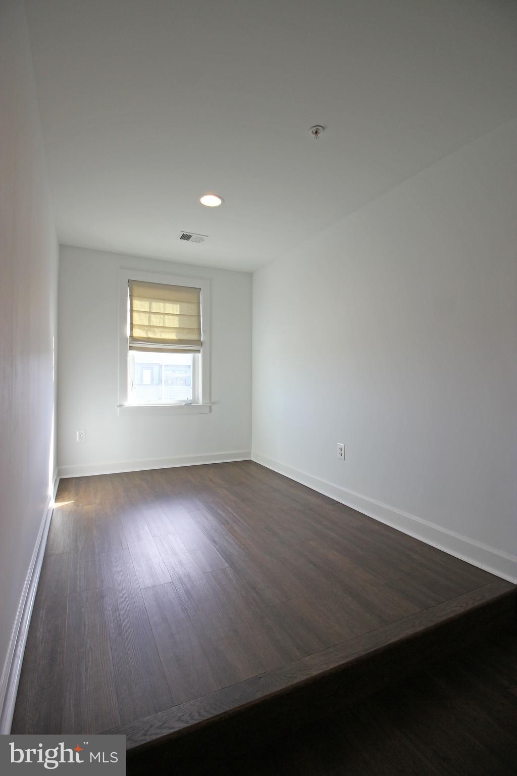 WESTMOORE AT MOOREFIELD - Residential Lease