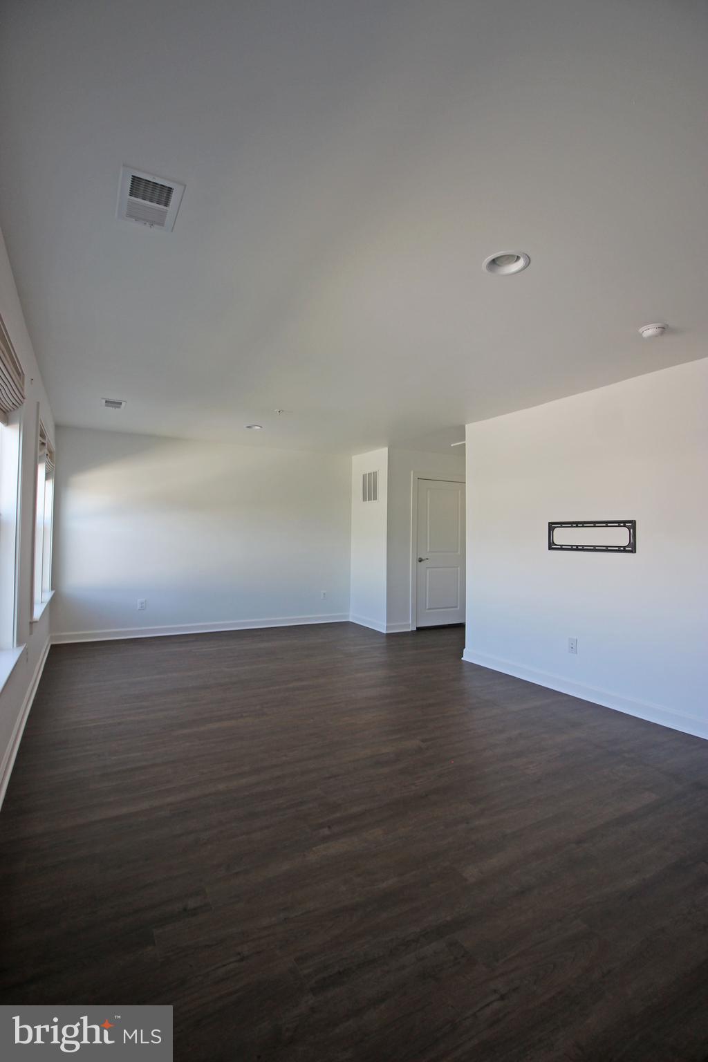 WESTMOORE AT MOOREFIELD - Residential Lease