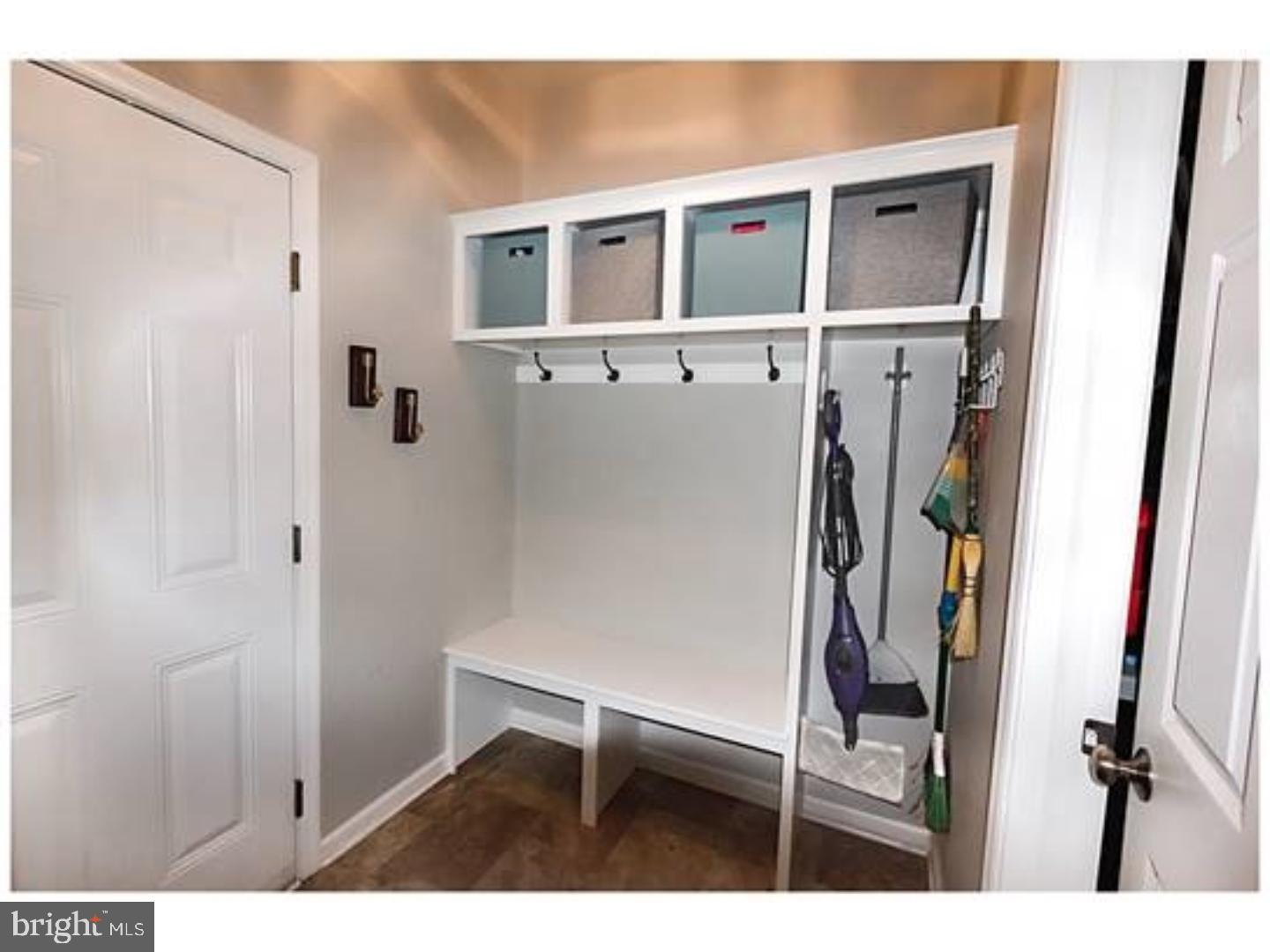 CEDAR MILL - Residential