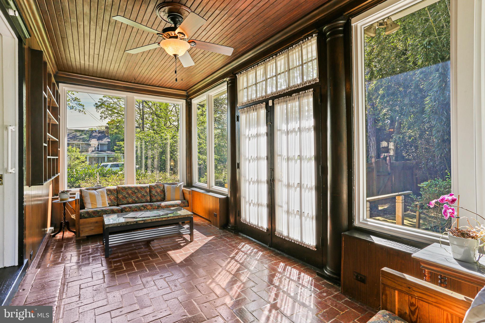 EDEN TERRACE - Residential