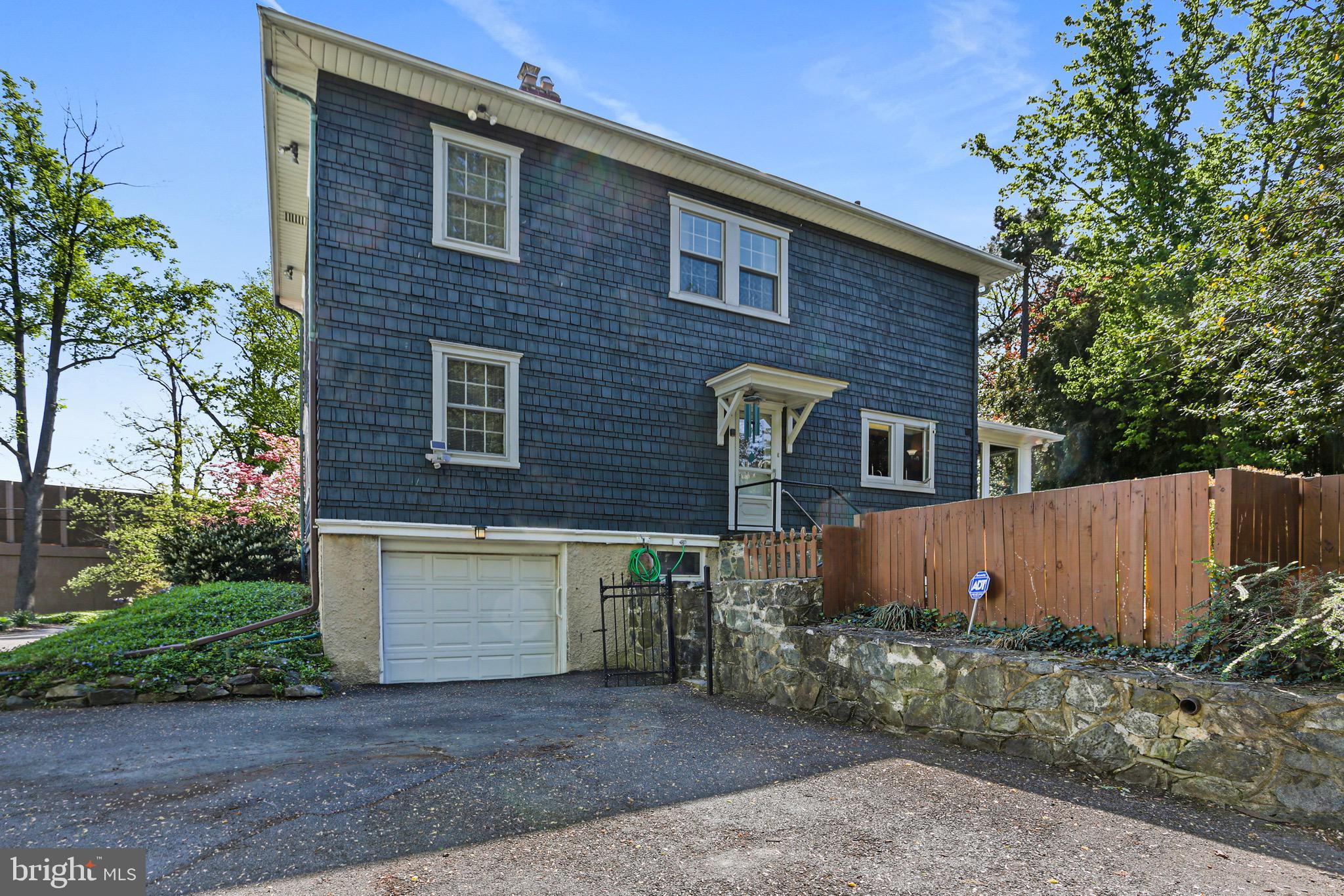 EDEN TERRACE - Residential