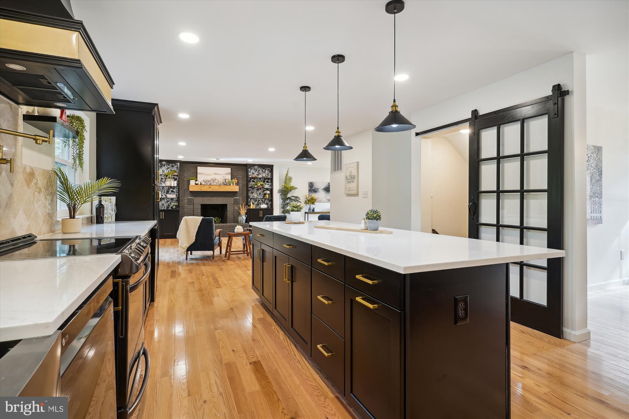 MONTCLAIR - Residential