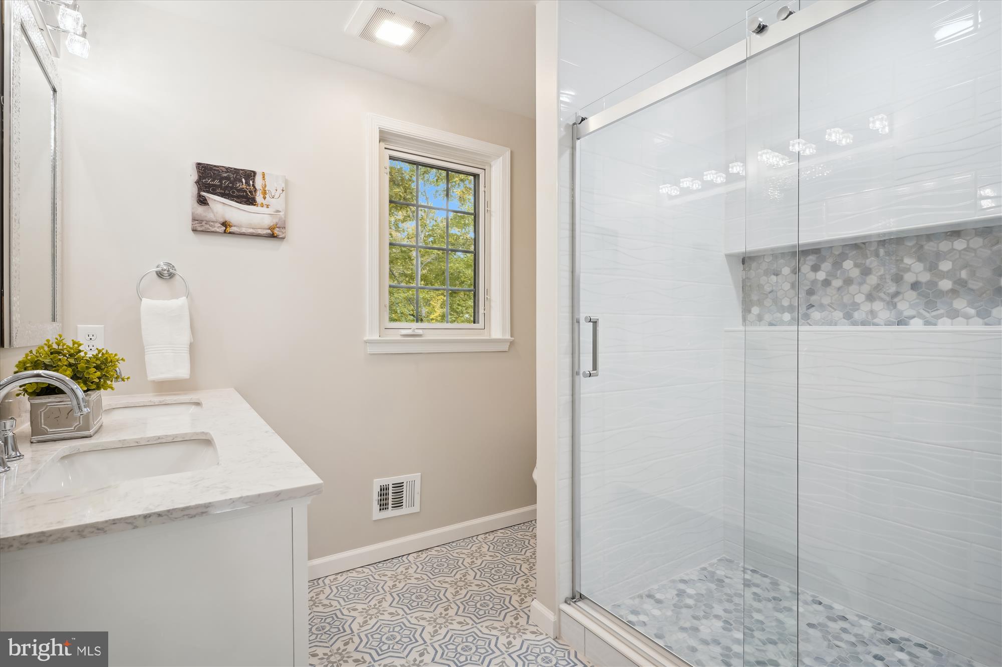 MONTCLAIR - Residential