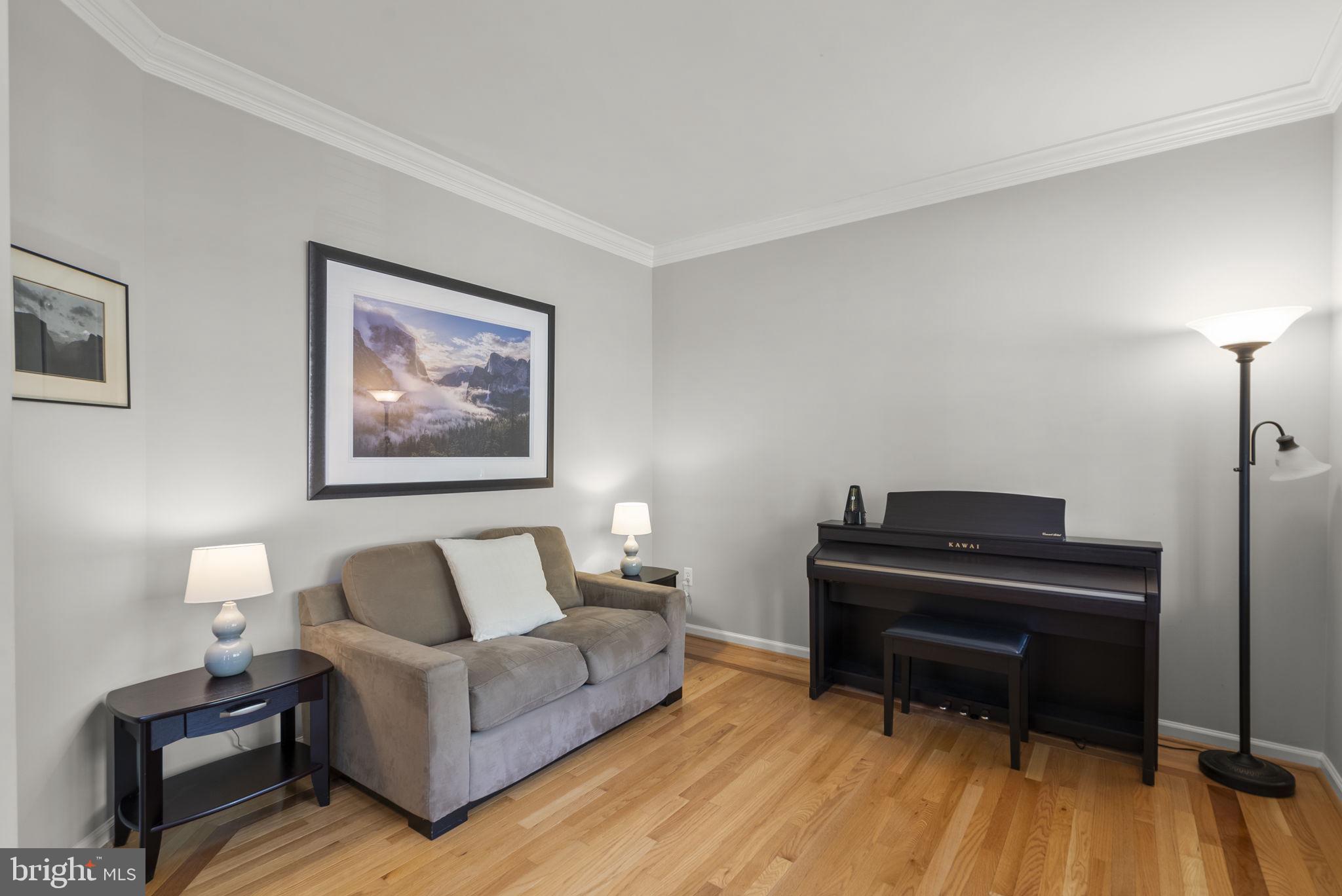 VILLAGE OF RIVER HILL - Residential