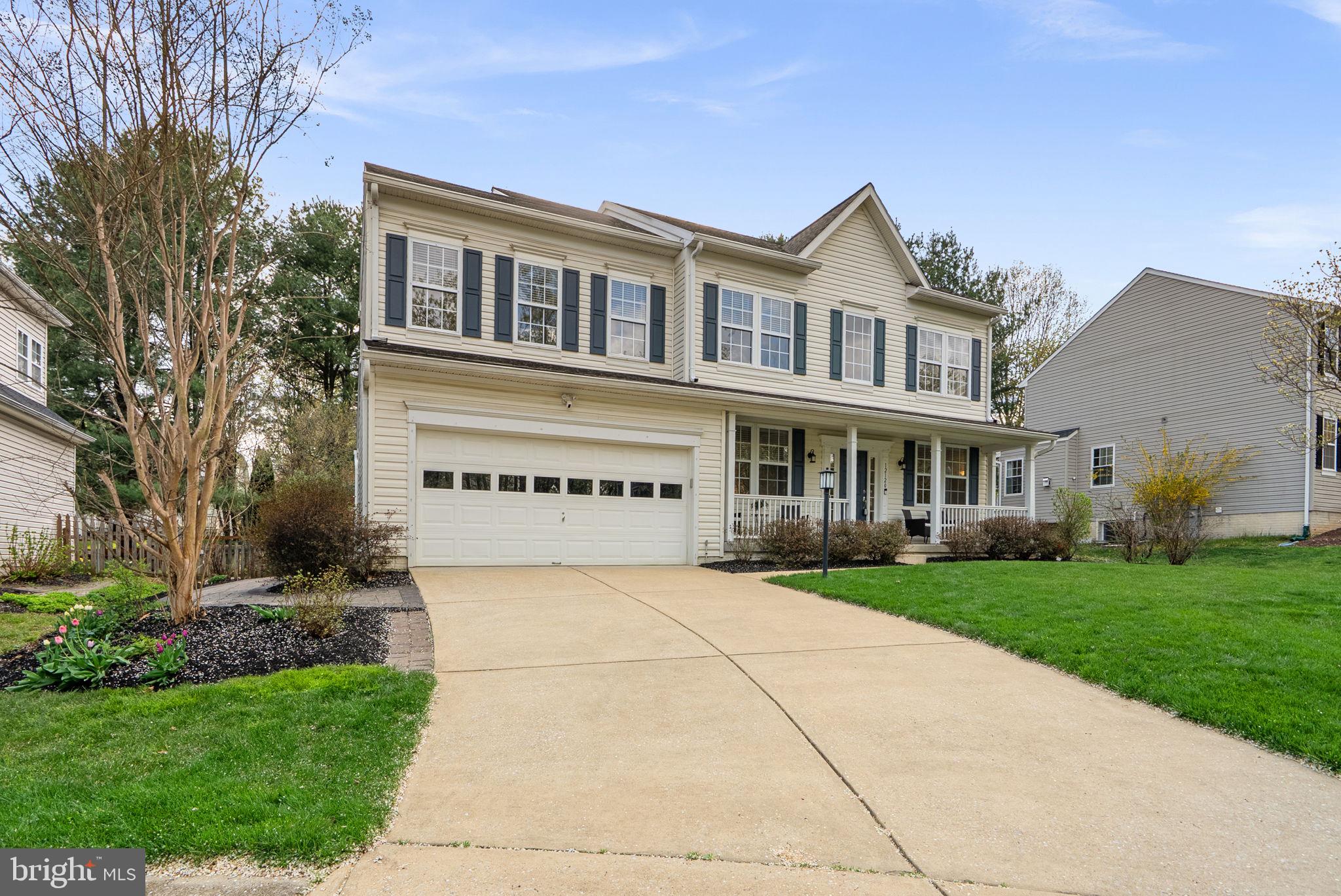 VILLAGE OF RIVER HILL - Residential