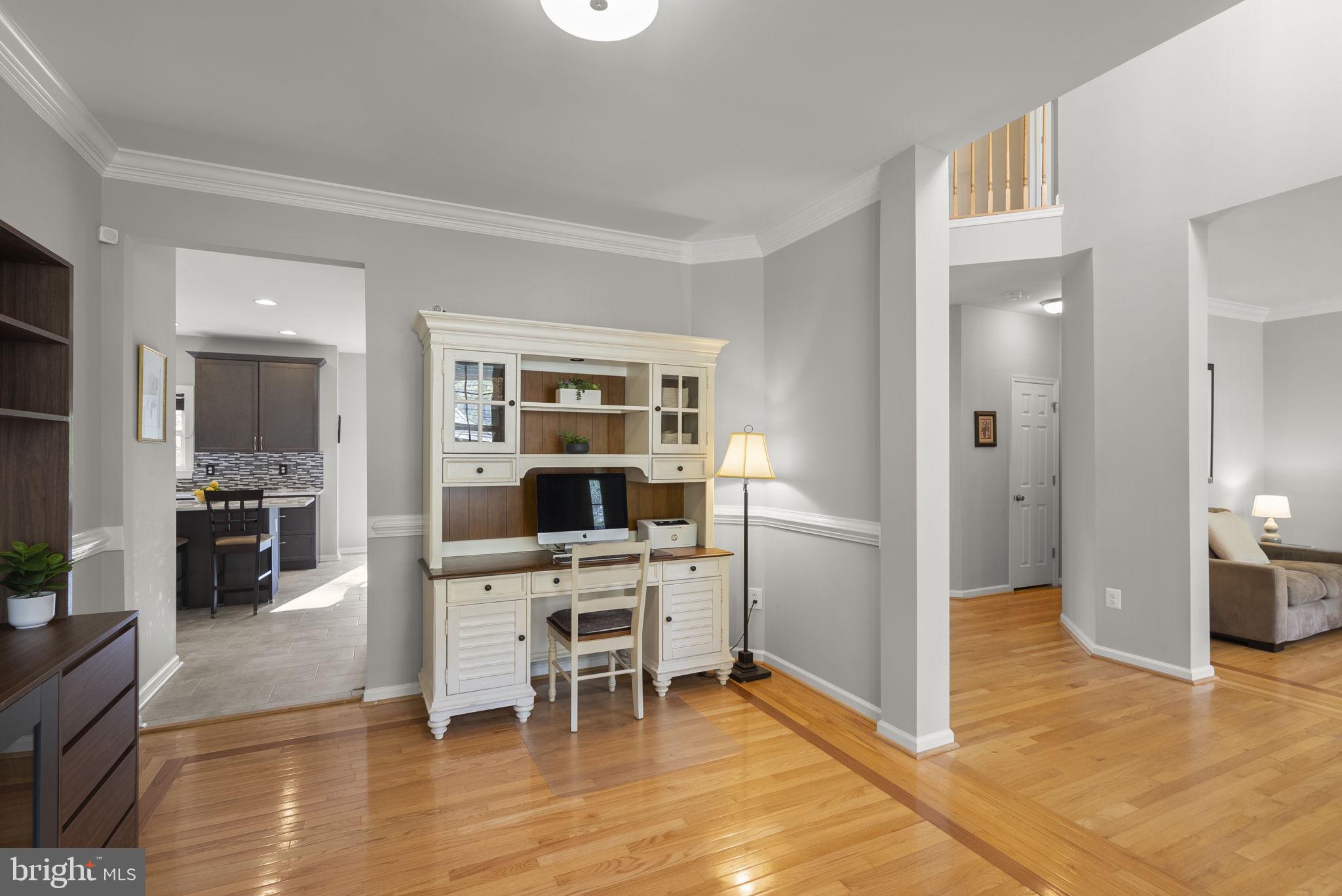 VILLAGE OF RIVER HILL - Residential