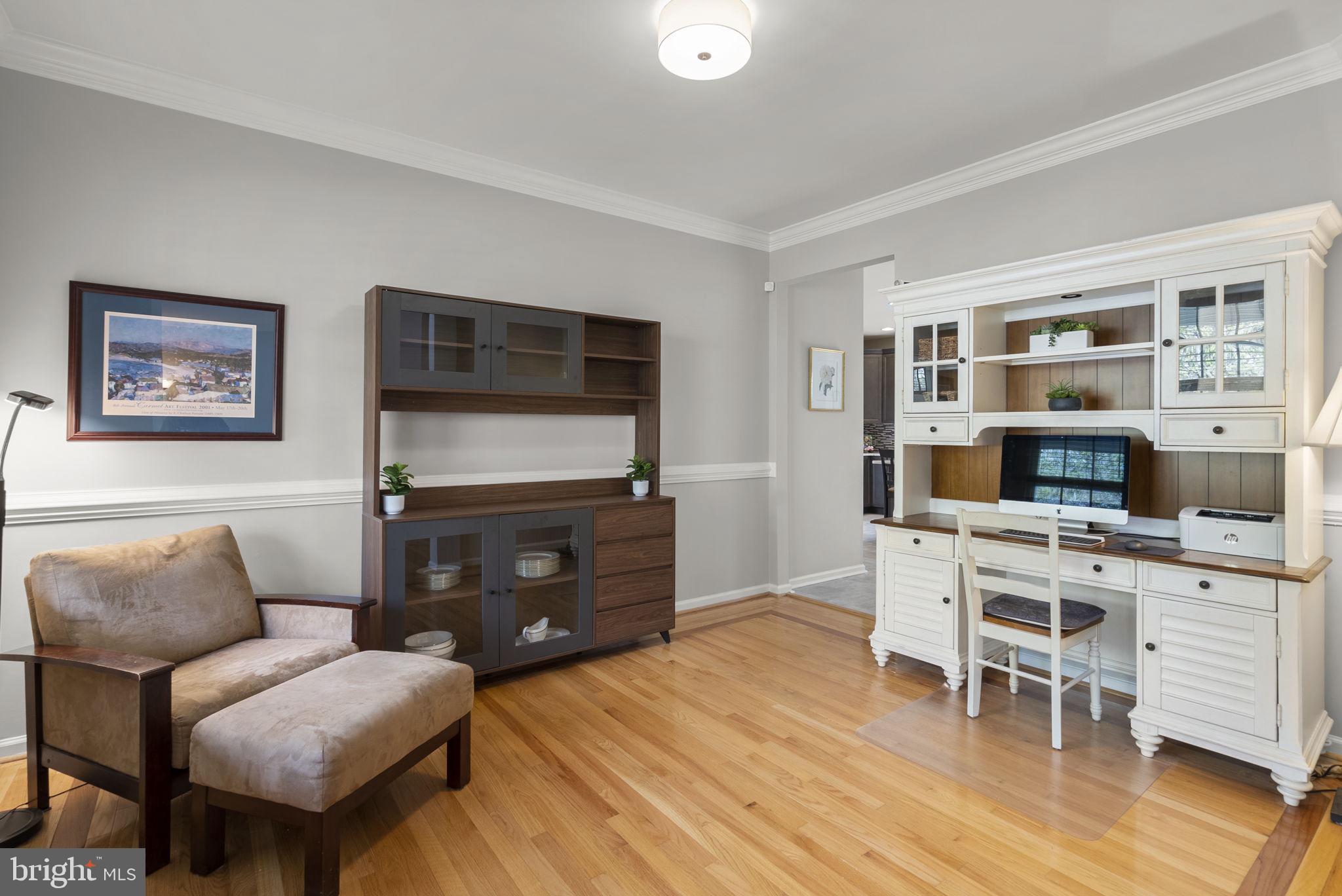 VILLAGE OF RIVER HILL - Residential