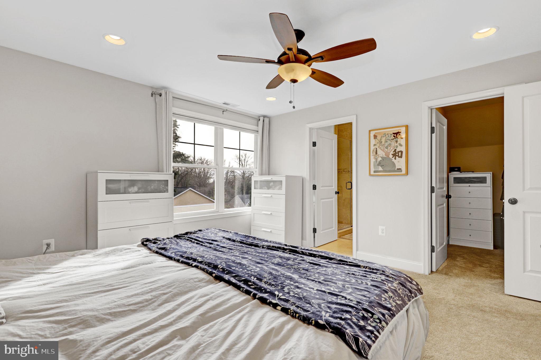 KENSINGTON VIEW - Residential