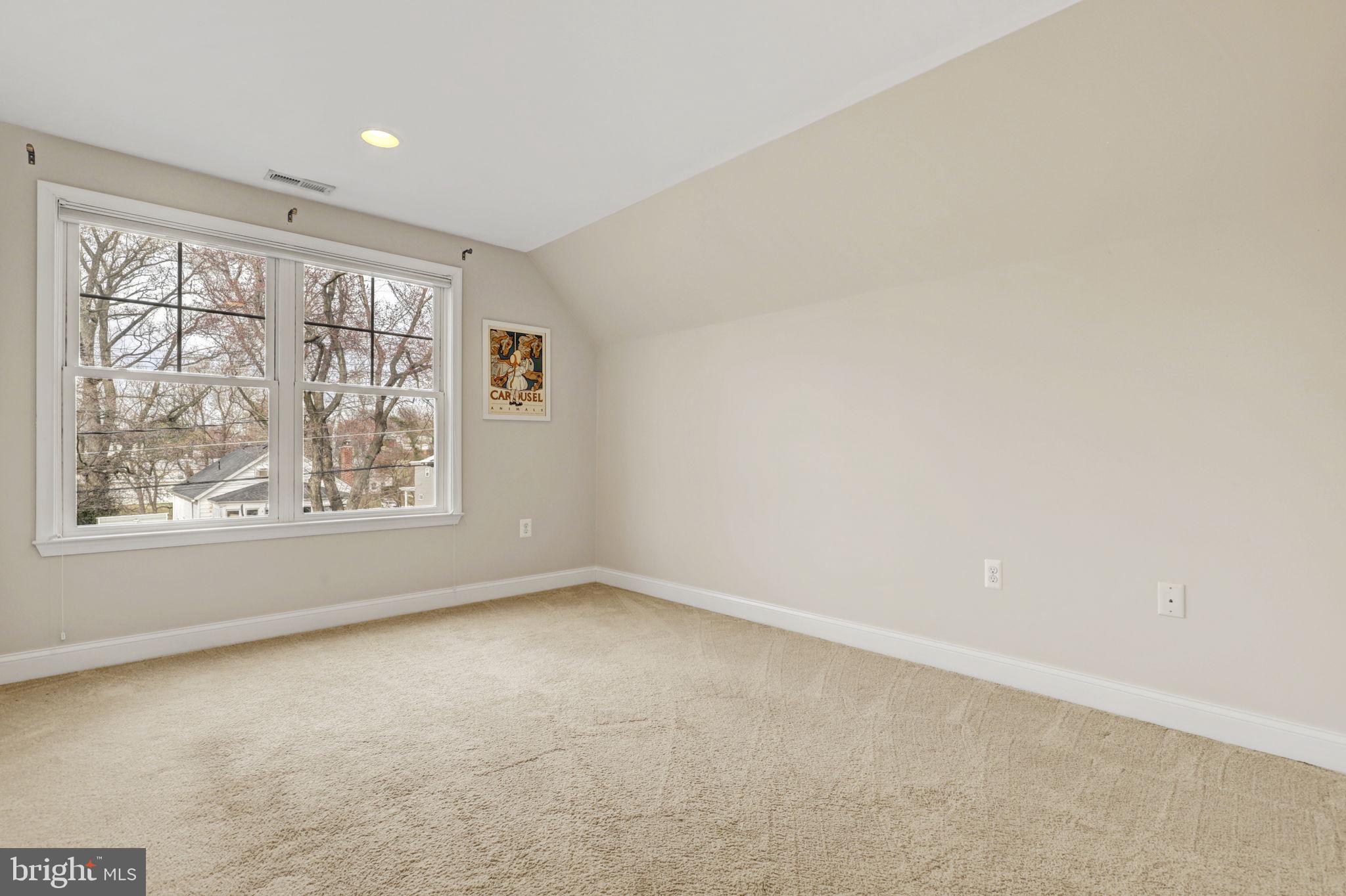 KENSINGTON VIEW - Residential