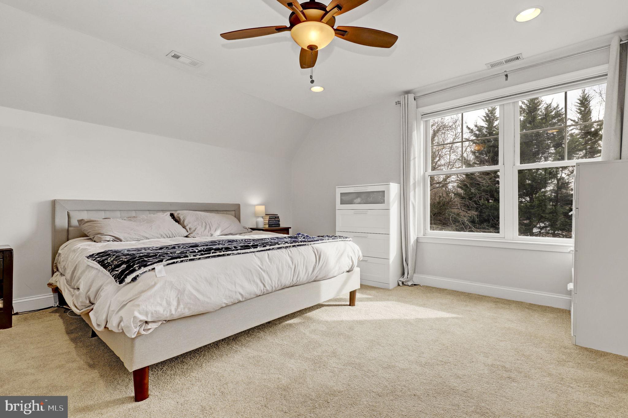 KENSINGTON VIEW - Residential