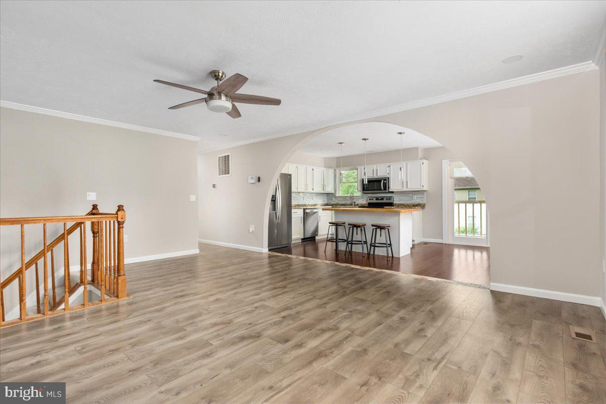 VISTA WOODS - Residential