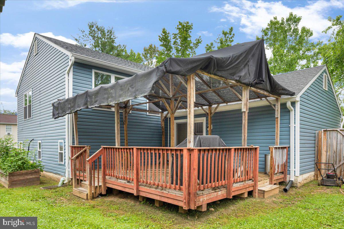 VISTA WOODS - Residential