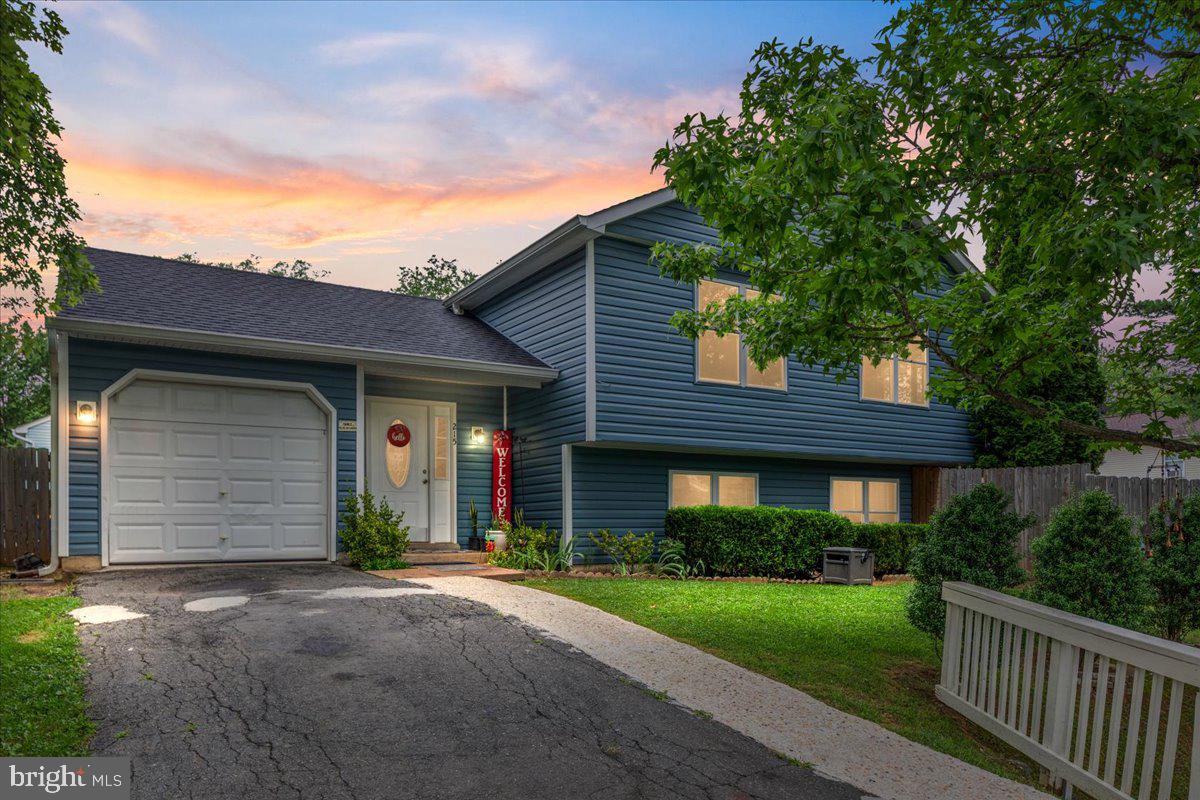 VISTA WOODS - Residential