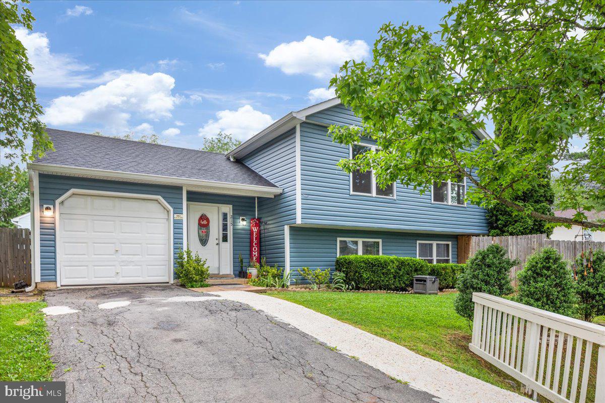 VISTA WOODS - Residential