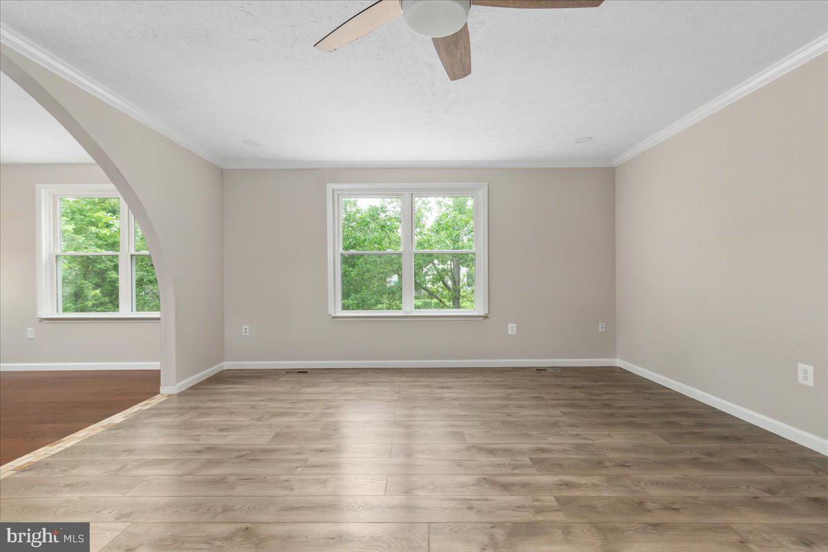 VISTA WOODS - Residential