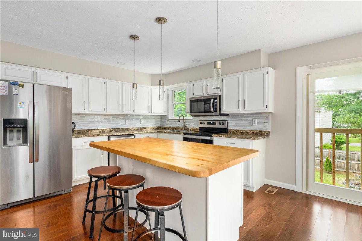 VISTA WOODS - Residential