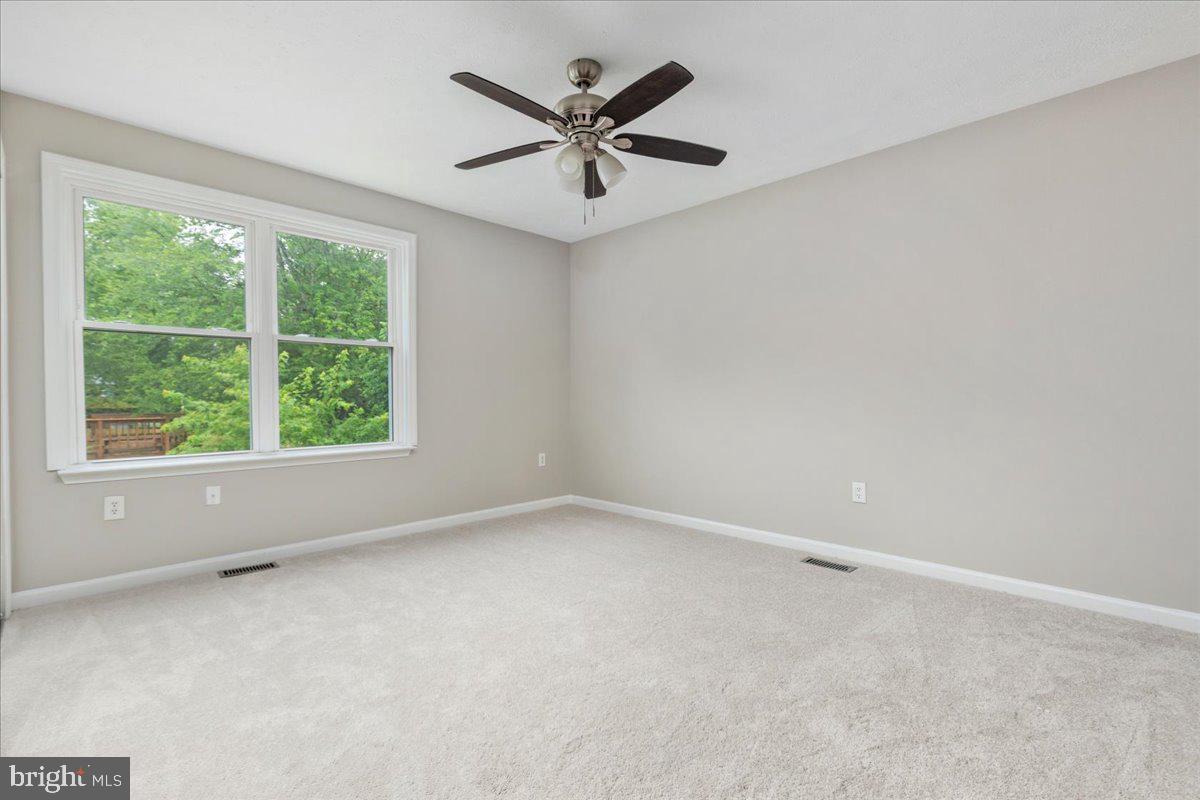 VISTA WOODS - Residential