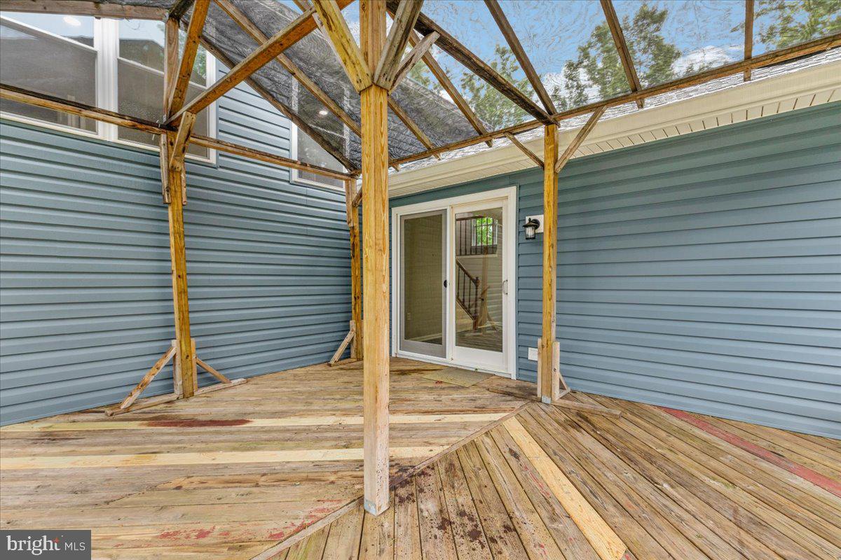 VISTA WOODS - Residential