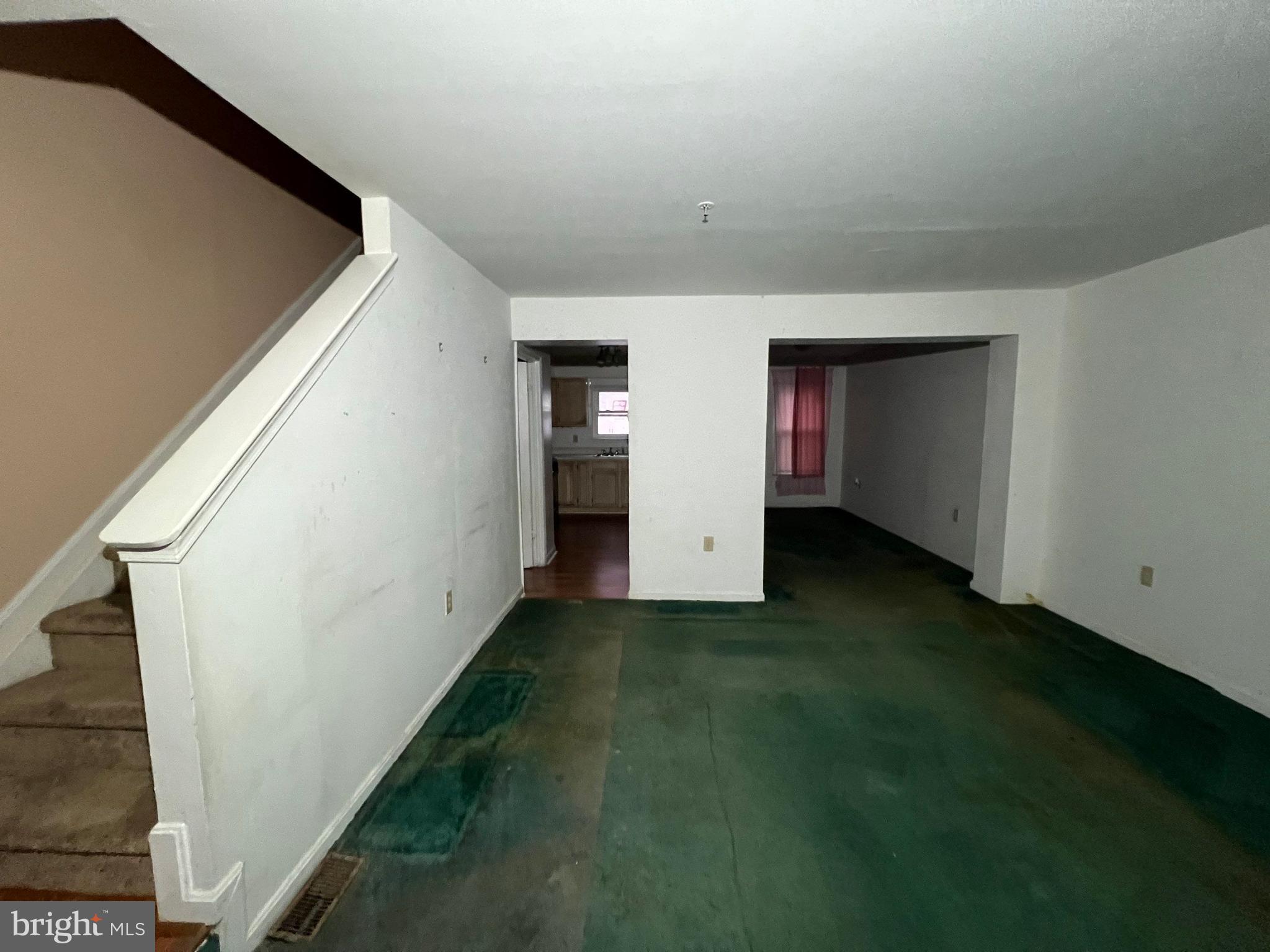 1117 N CENTRAL AVENUE