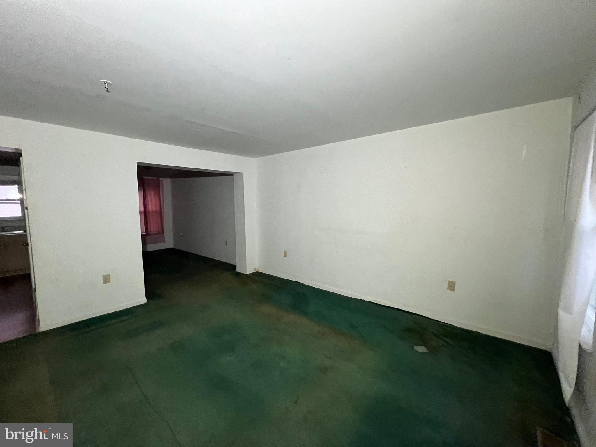 1117 N CENTRAL AVENUE