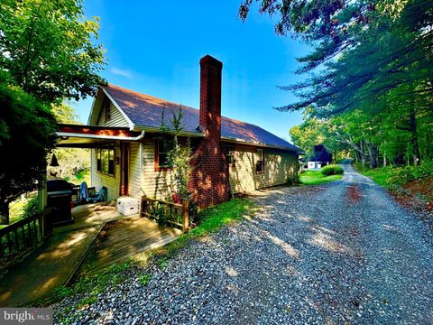 Homes For Sale - 624 Arnold Hill Road<br/> Randolph County, ELKINS, WV 26241