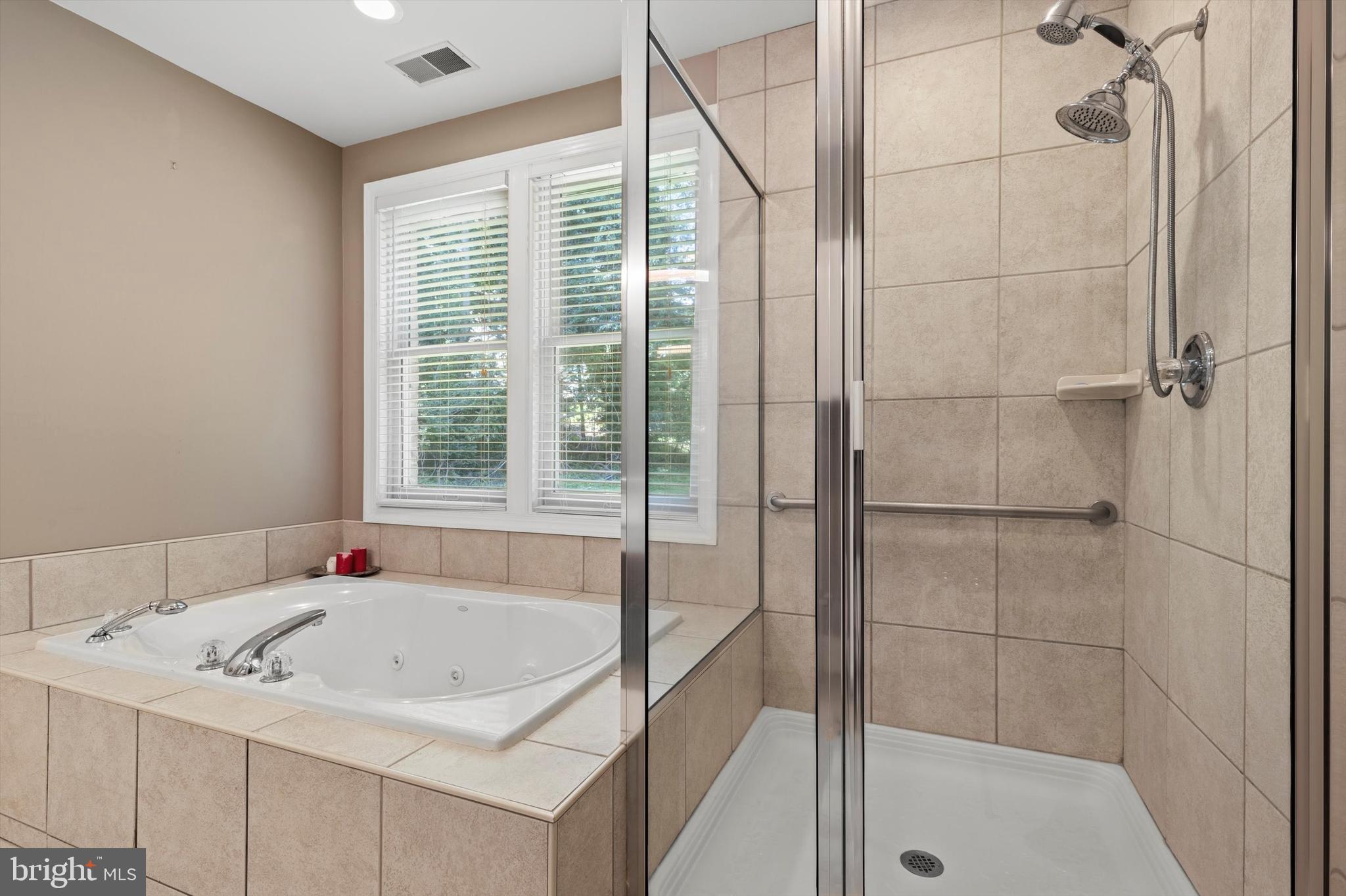 GLYNDON - Residential