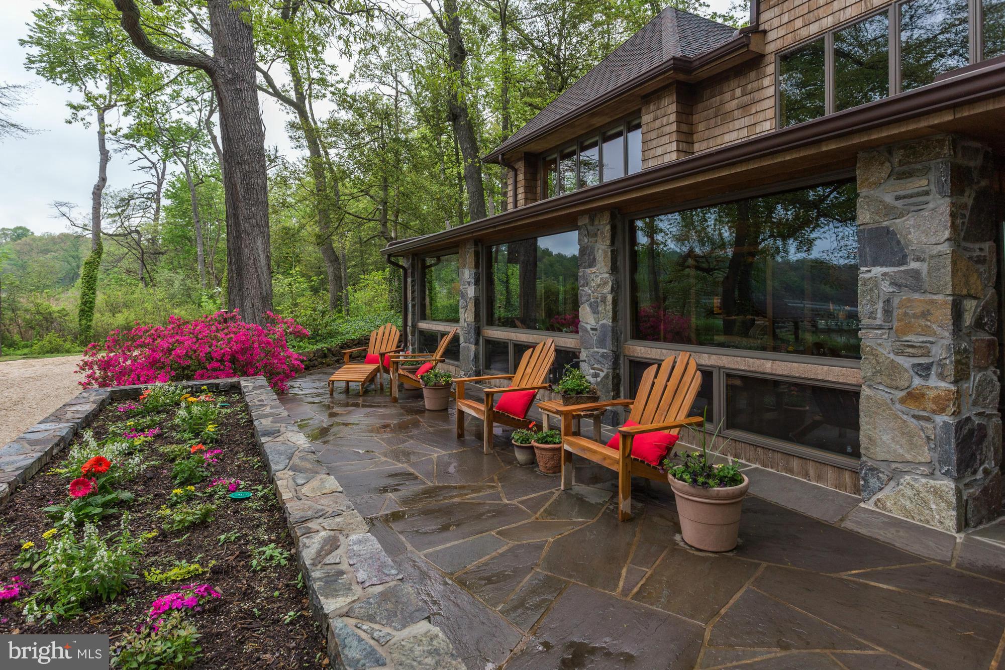 SEVERNA PARK - Residential