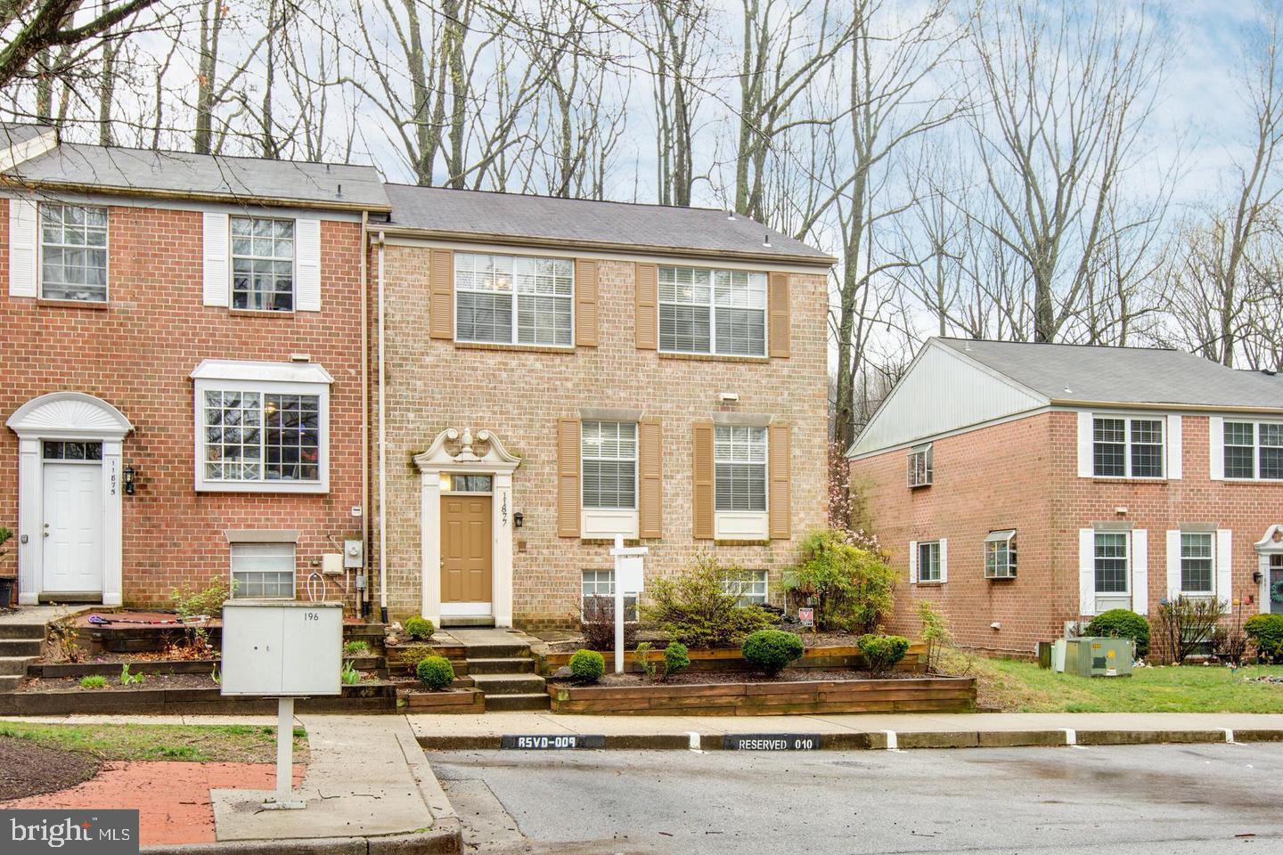 VILLAGE OF HICKORY RIDGE - Residential Lease