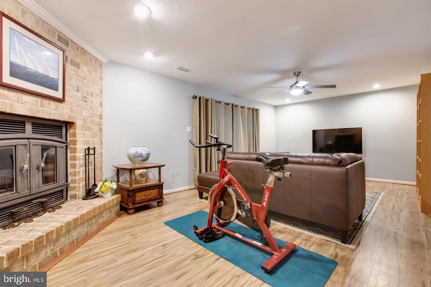 VILLAGE OF HICKORY RIDGE - Residential Lease