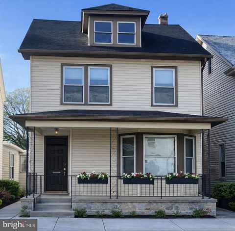 45 E MAIN STREET HUMMELSTOWN PA 17036