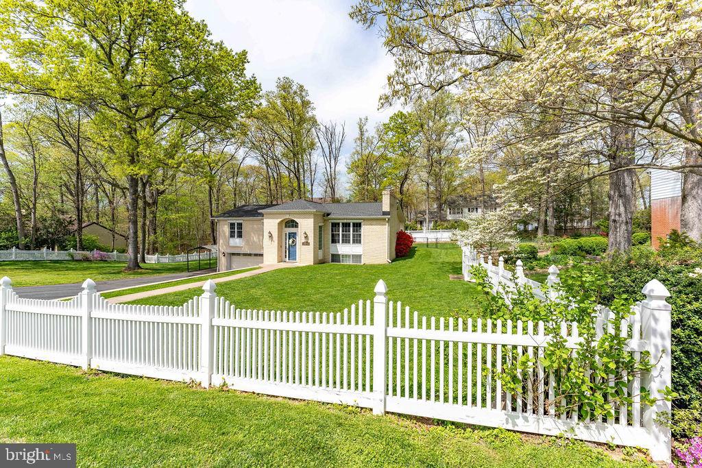 LINCOLNIA PARK - Residential