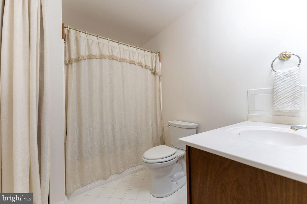 LINCOLNIA PARK - Residential