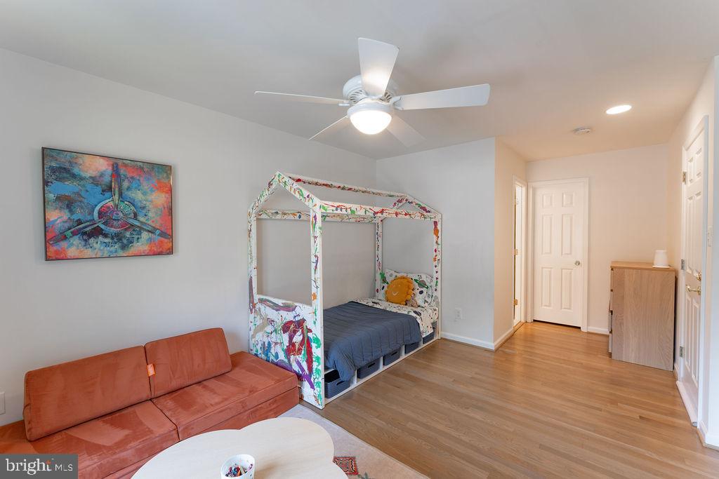 LINCOLNIA PARK - Residential