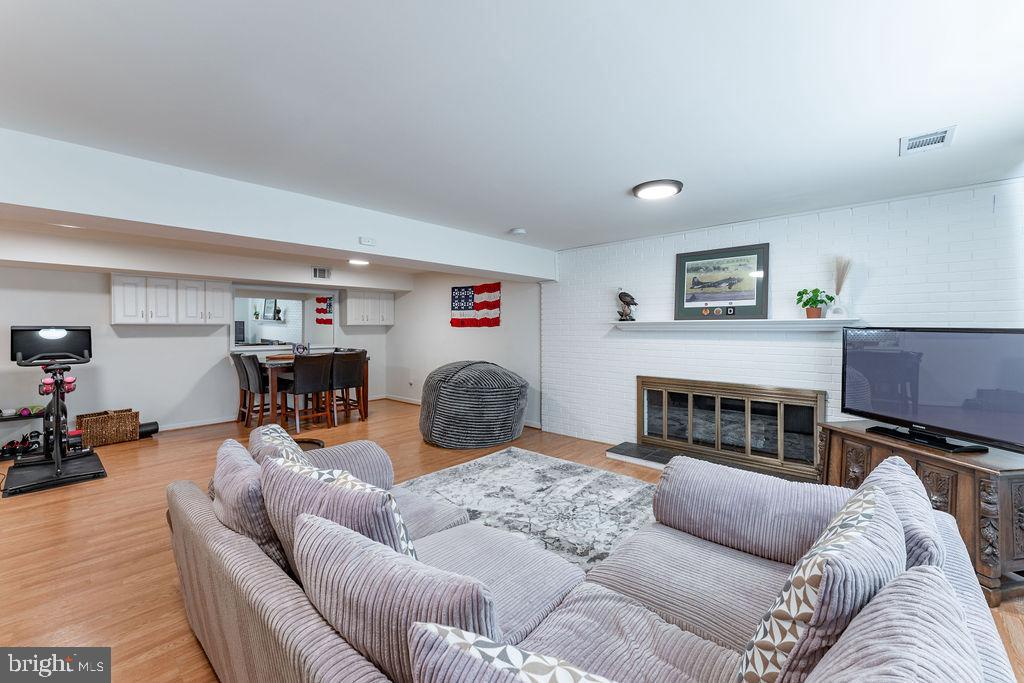 LINCOLNIA PARK - Residential