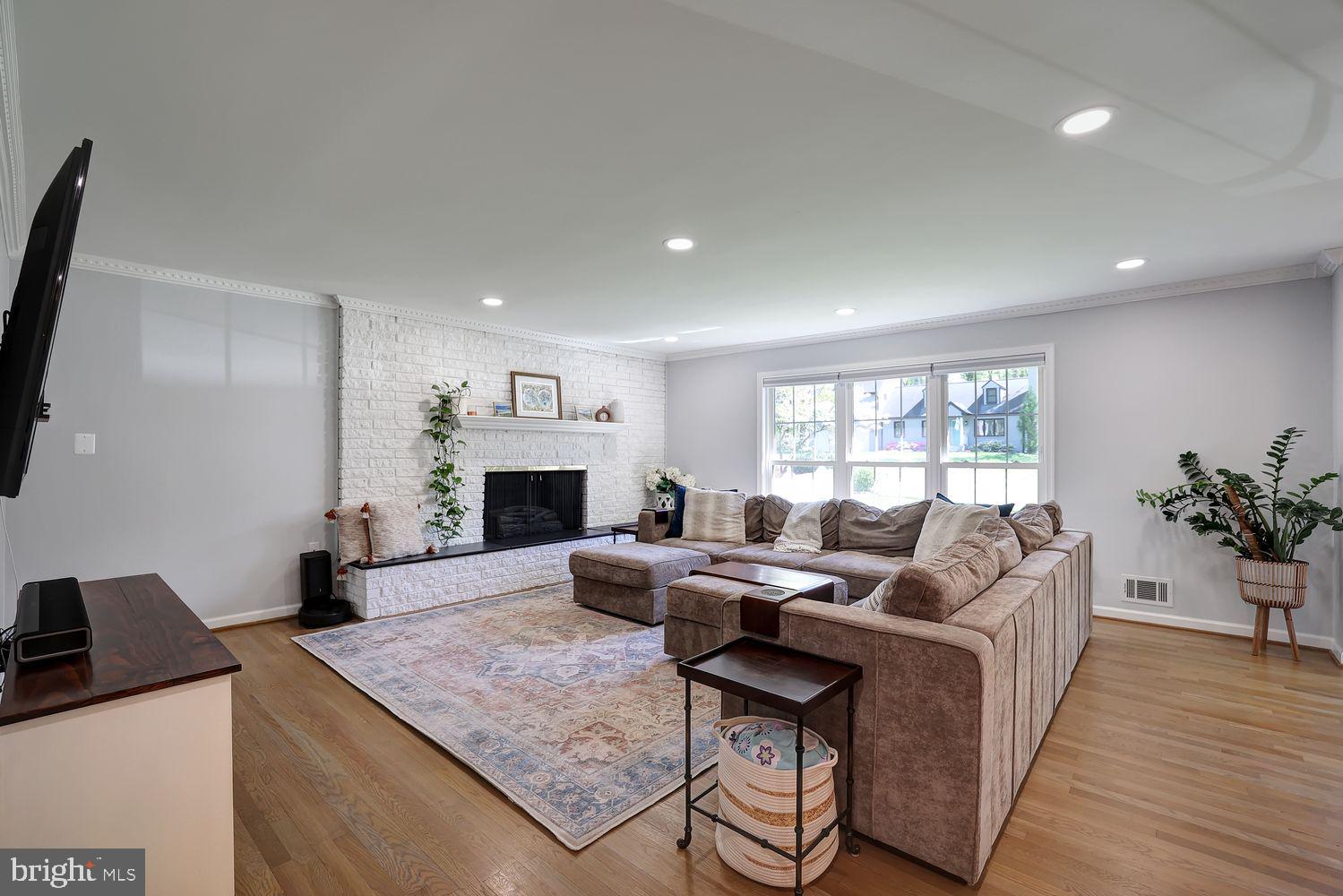 LINCOLNIA PARK - Residential