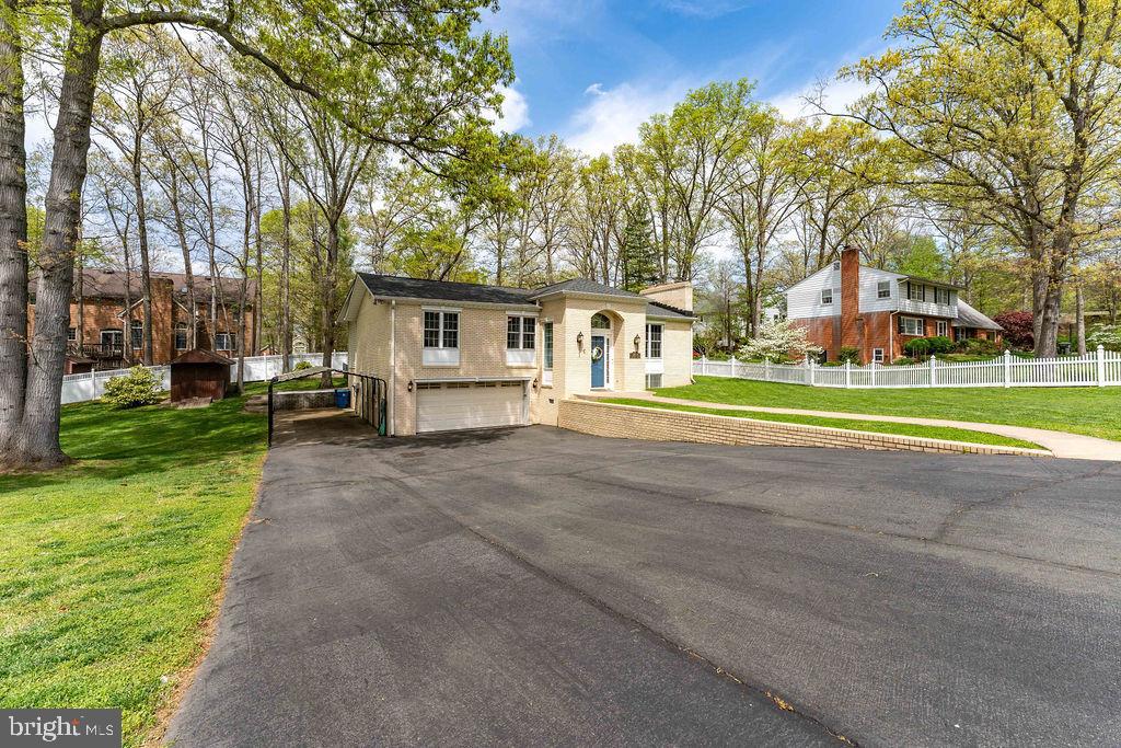 LINCOLNIA PARK - Residential