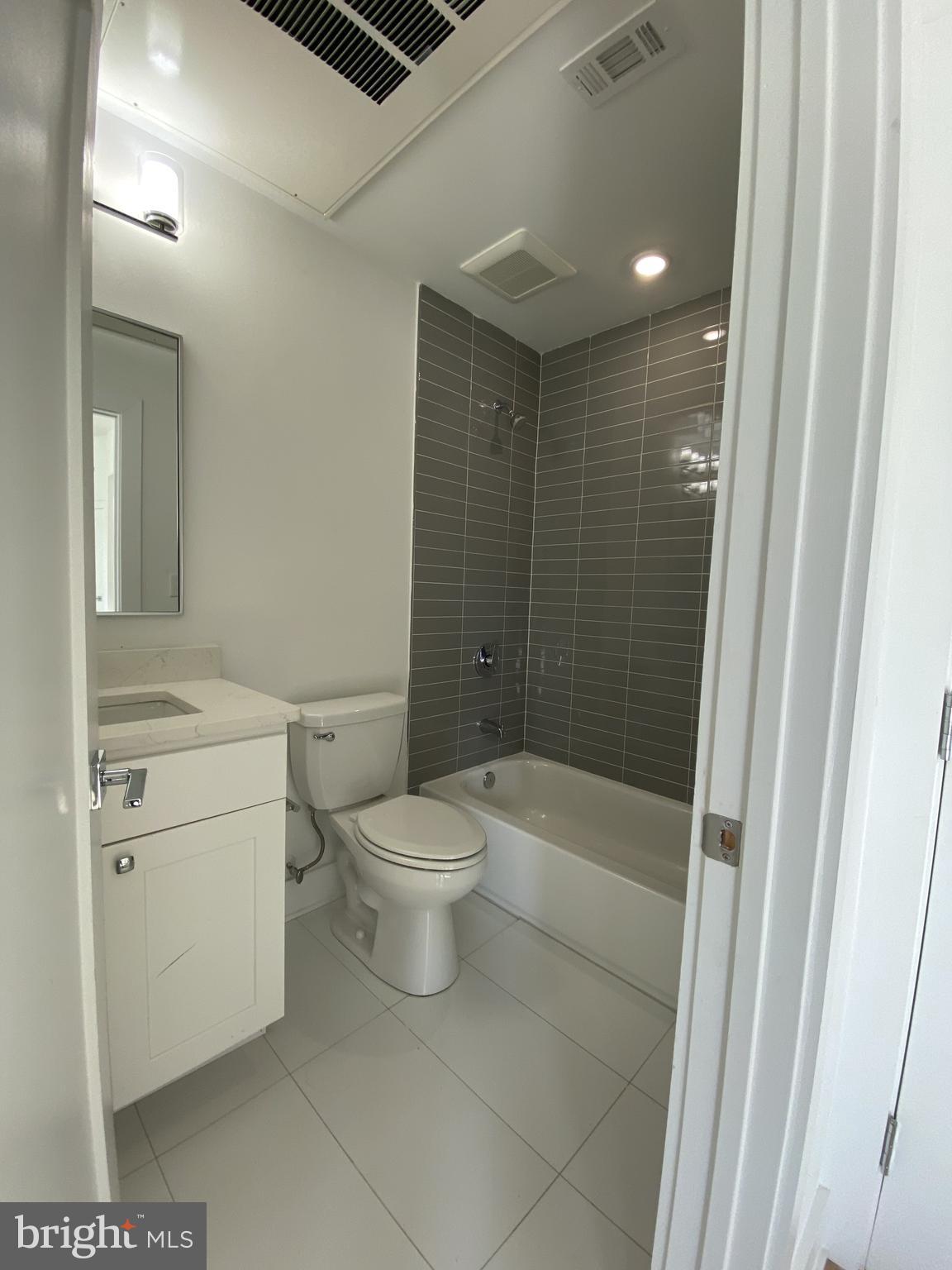 CHEVY CHASE - Residential Lease