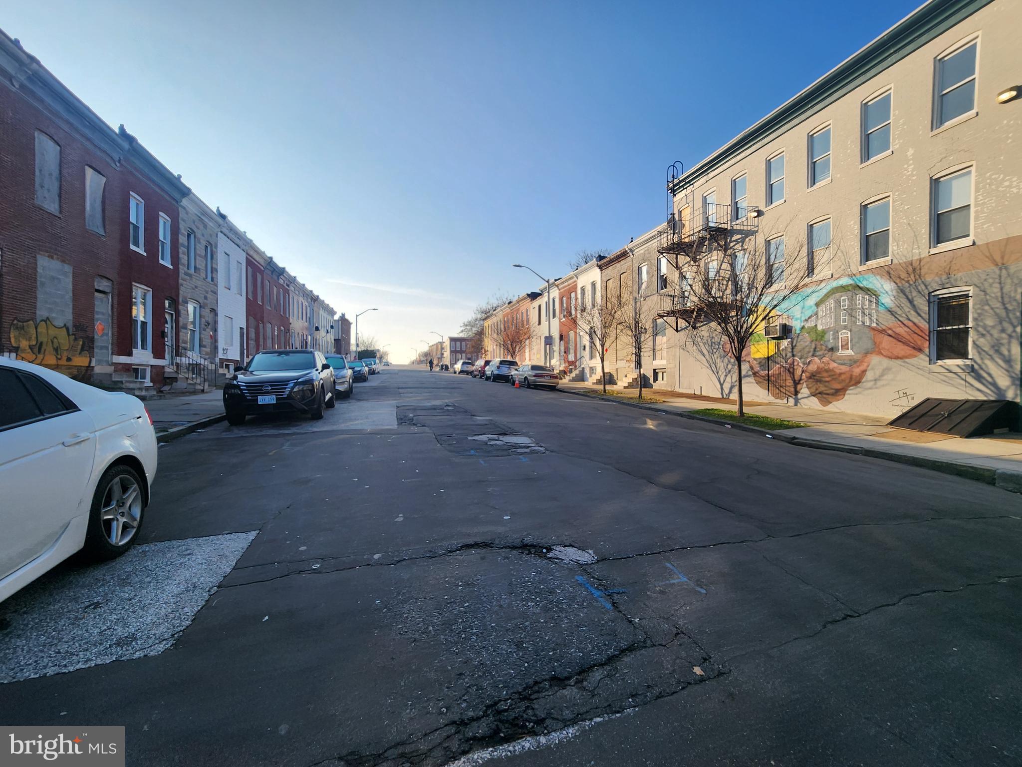 1839 N MONTFORD AVENUE