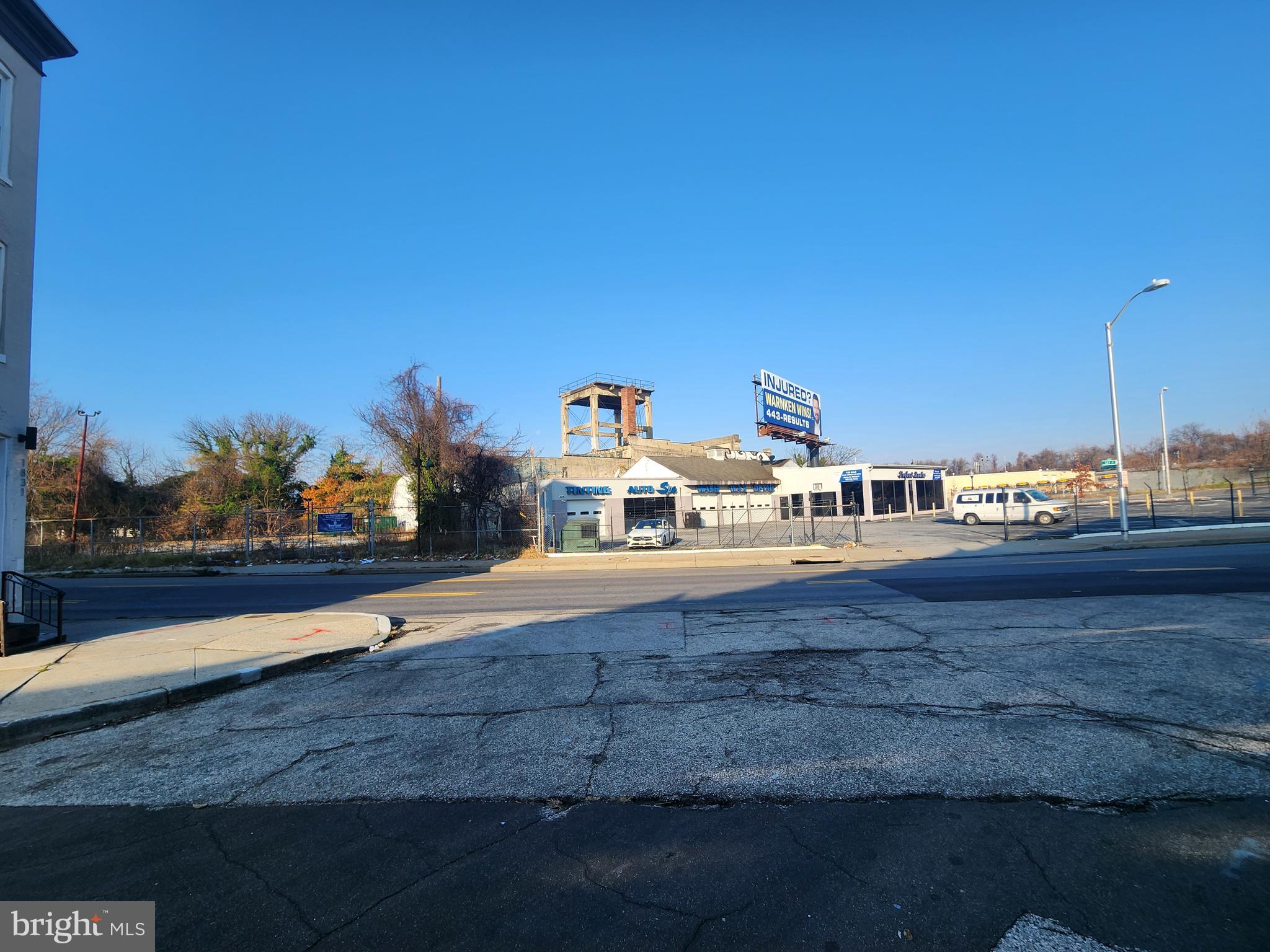 1839 N MONTFORD AVENUE