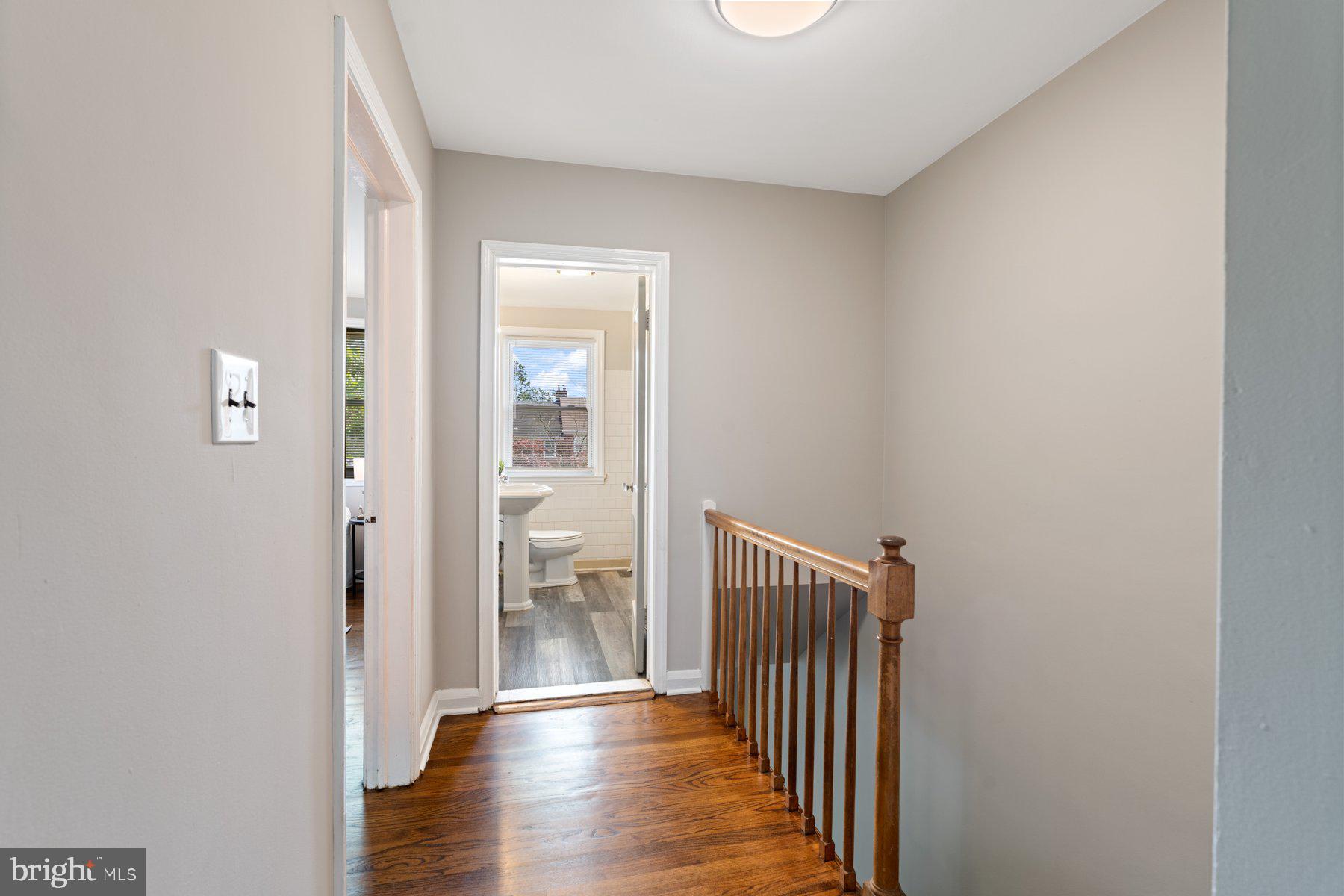 IDLEWOOD - Residential