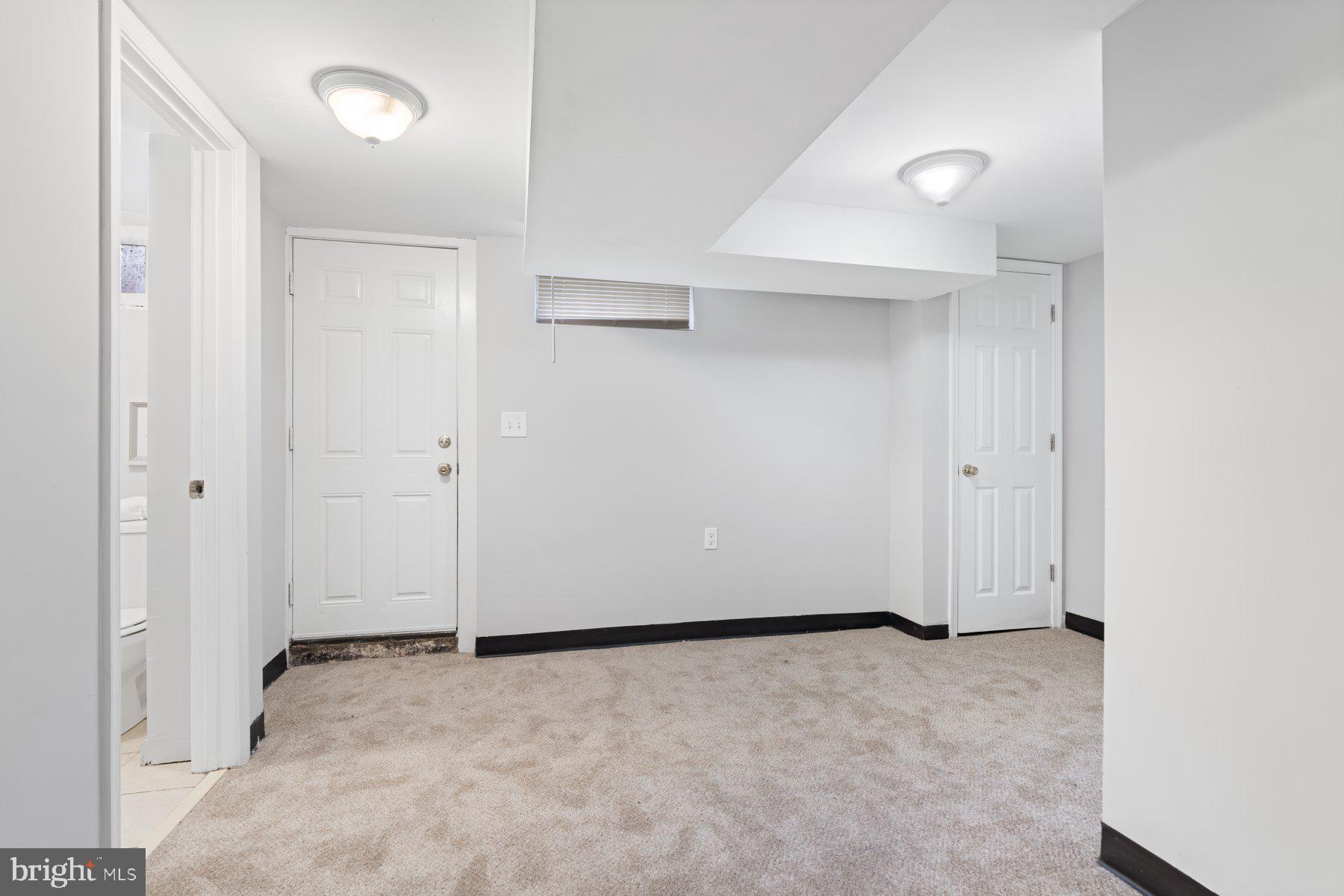 IDLEWOOD - Residential