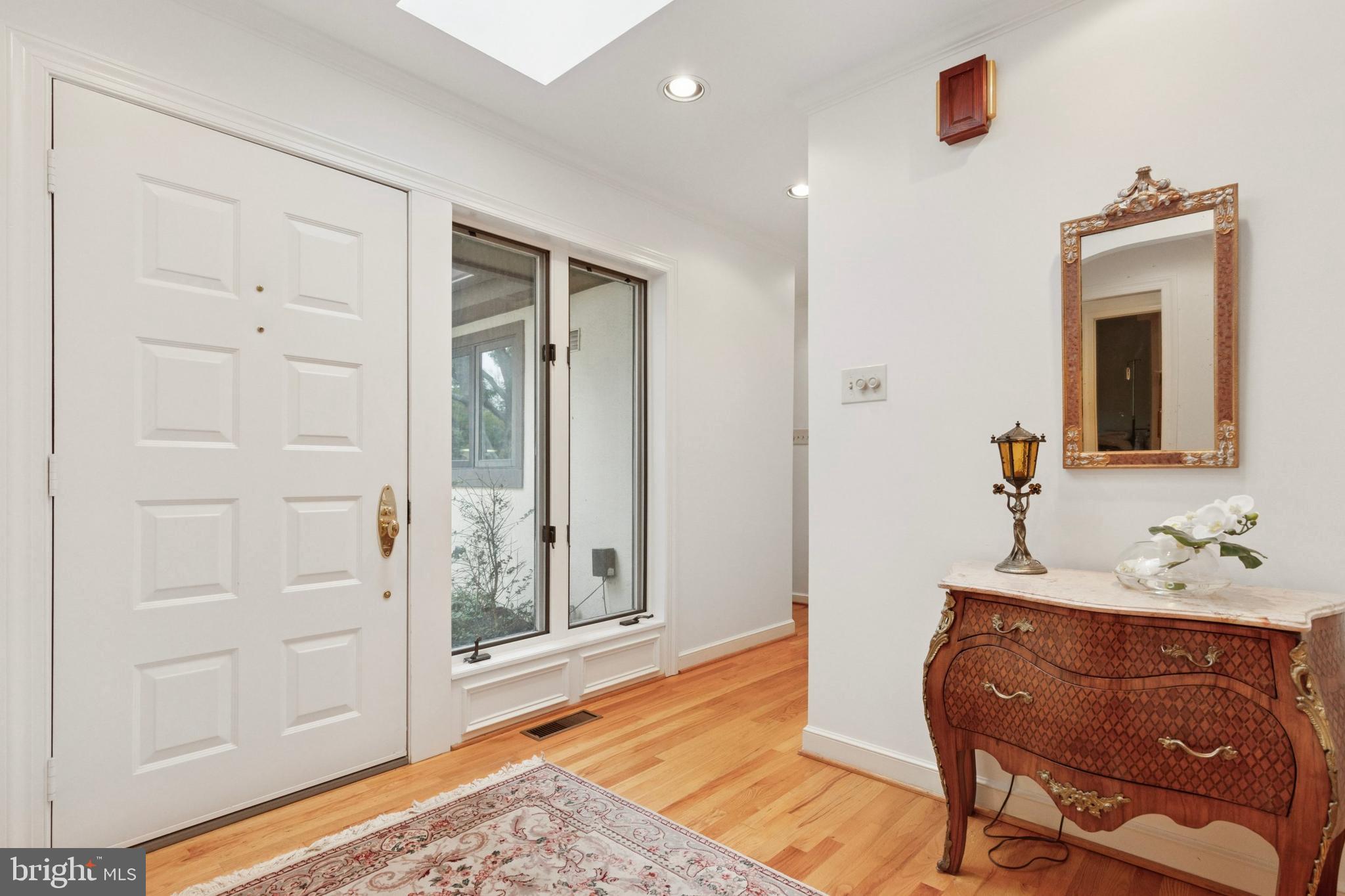 6 STEEPLECHASE LANE