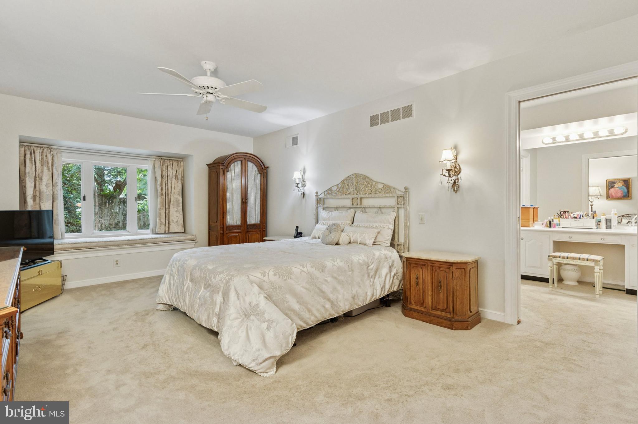 WHITPAIN FARM - Residential