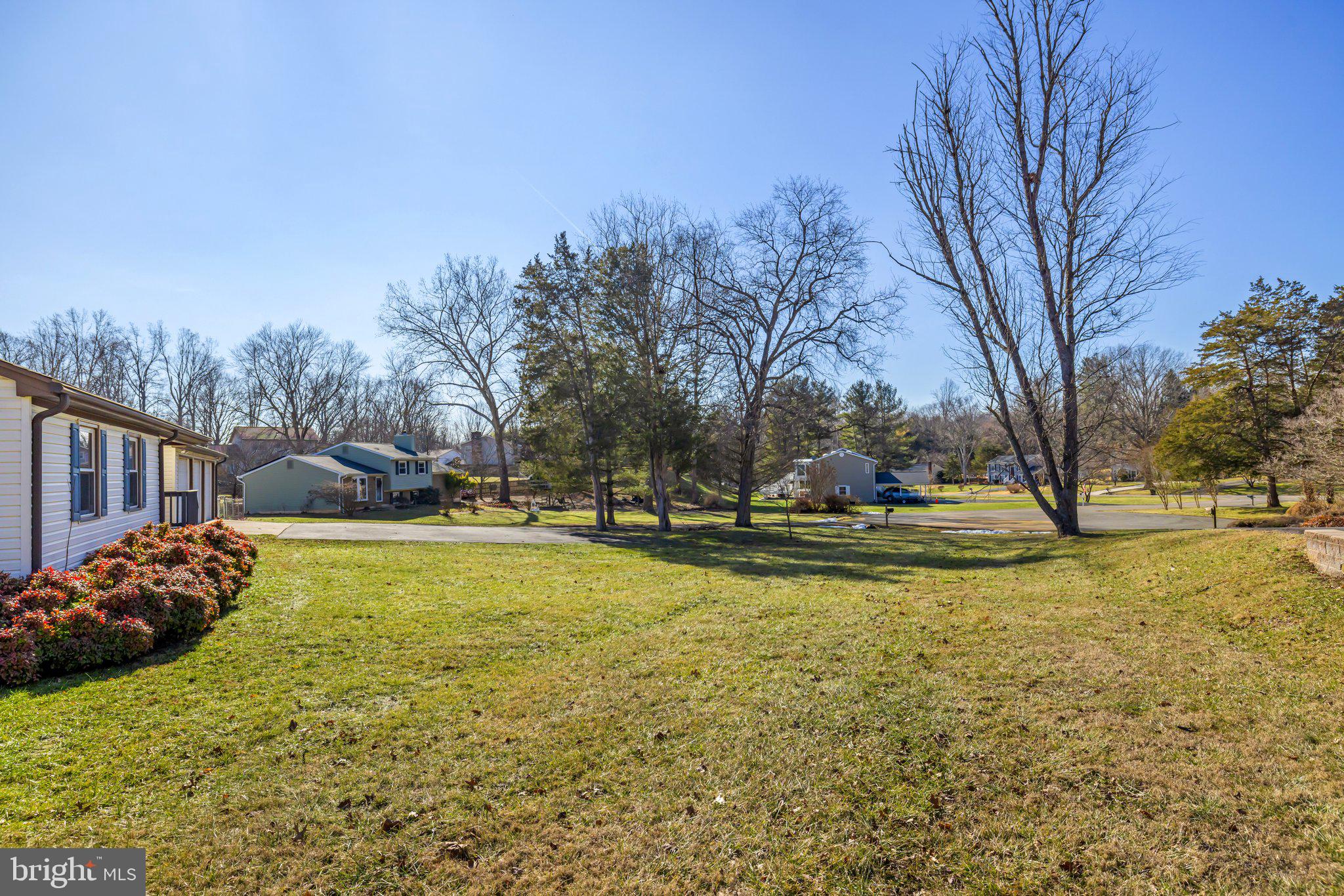 WARR LAKES - Residential