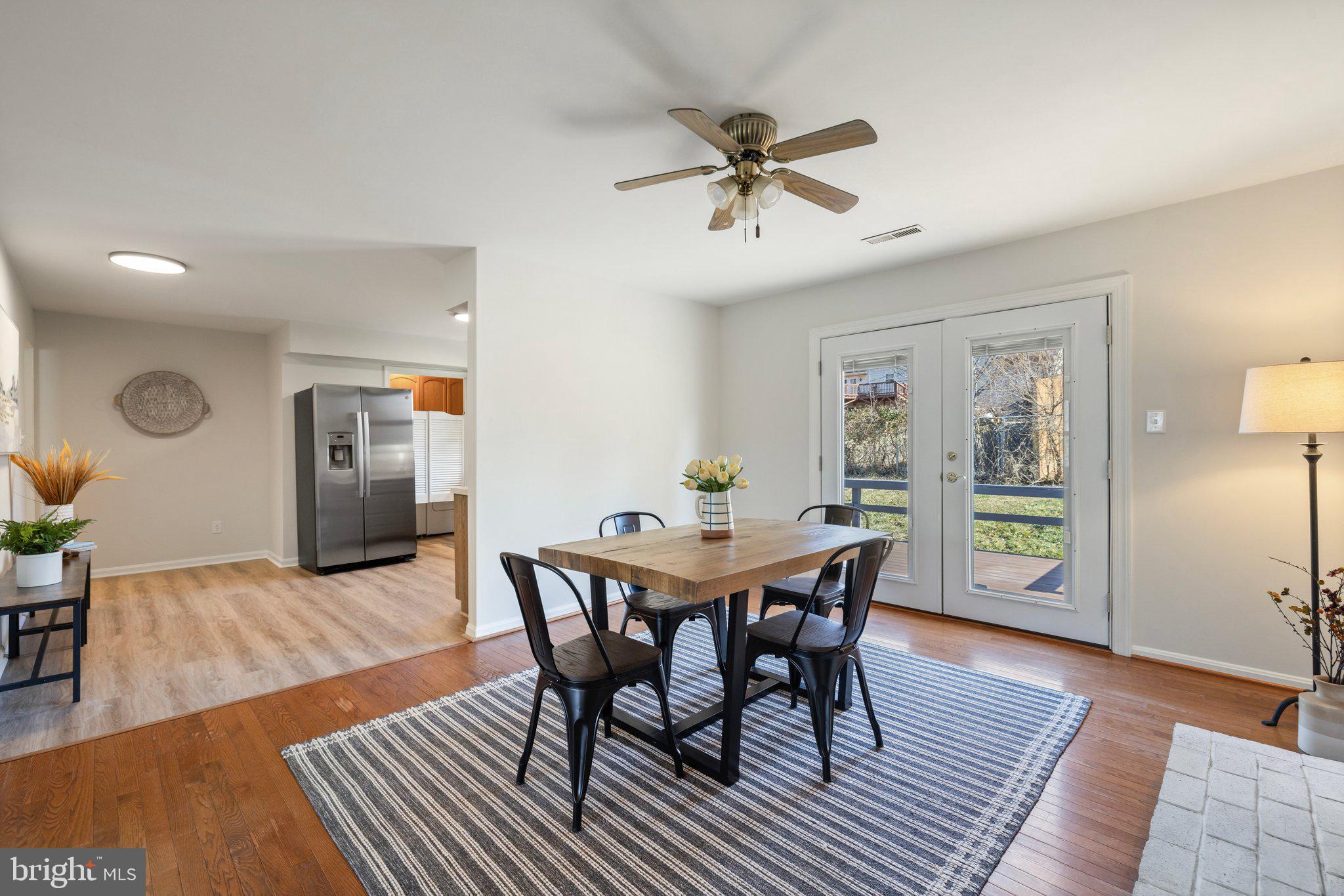 WARR LAKES - Residential