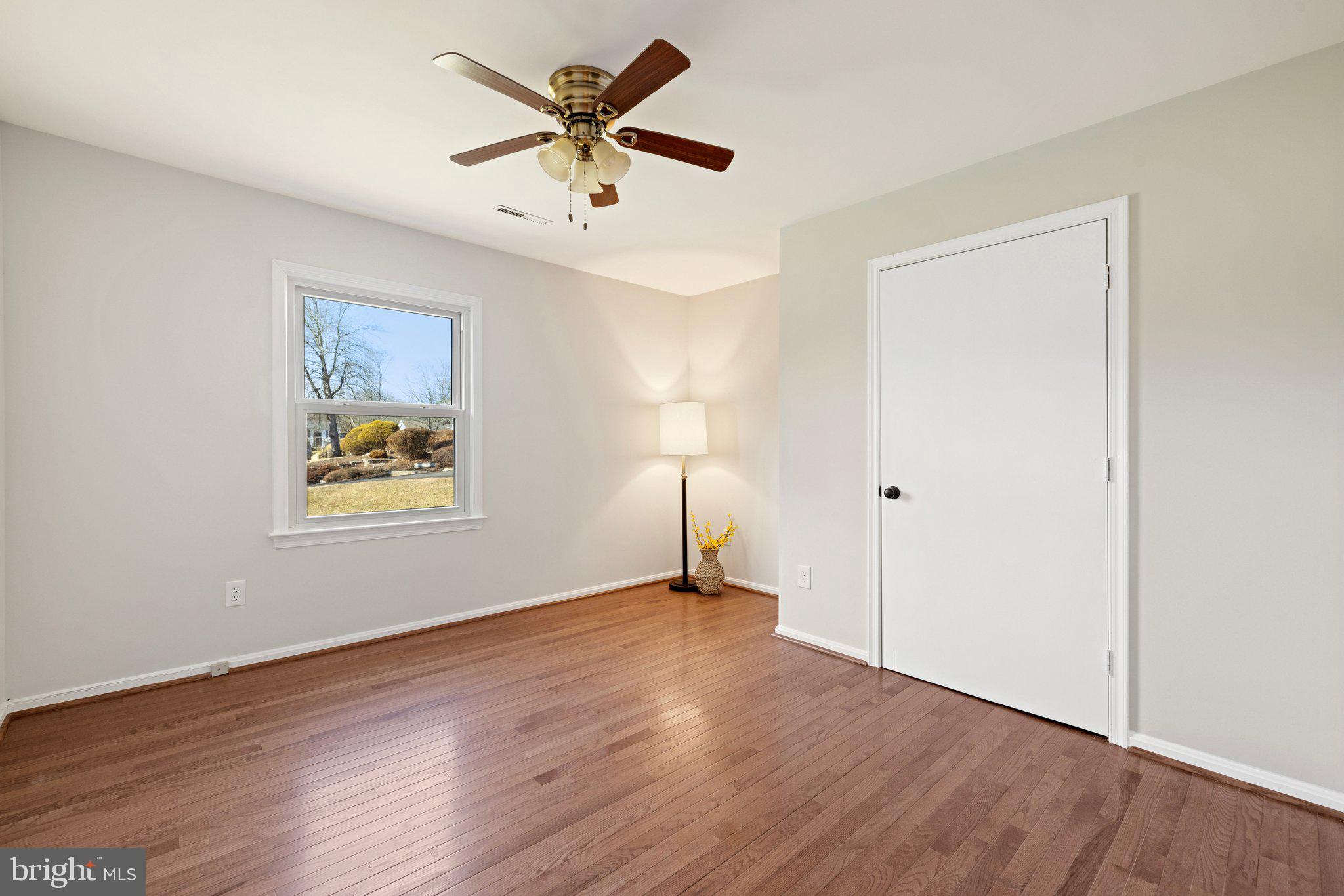 WARR LAKES - Residential