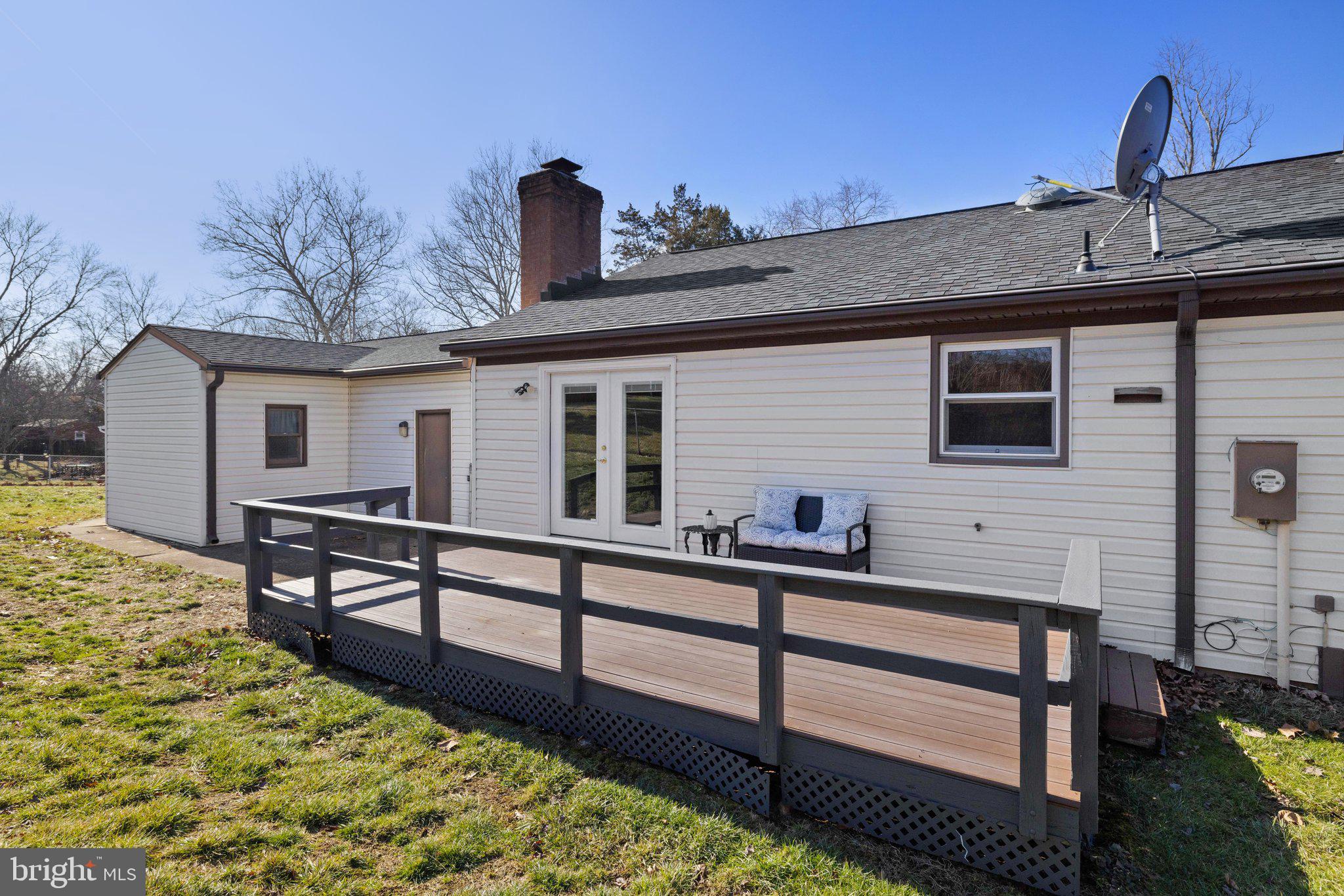 WARR LAKES - Residential