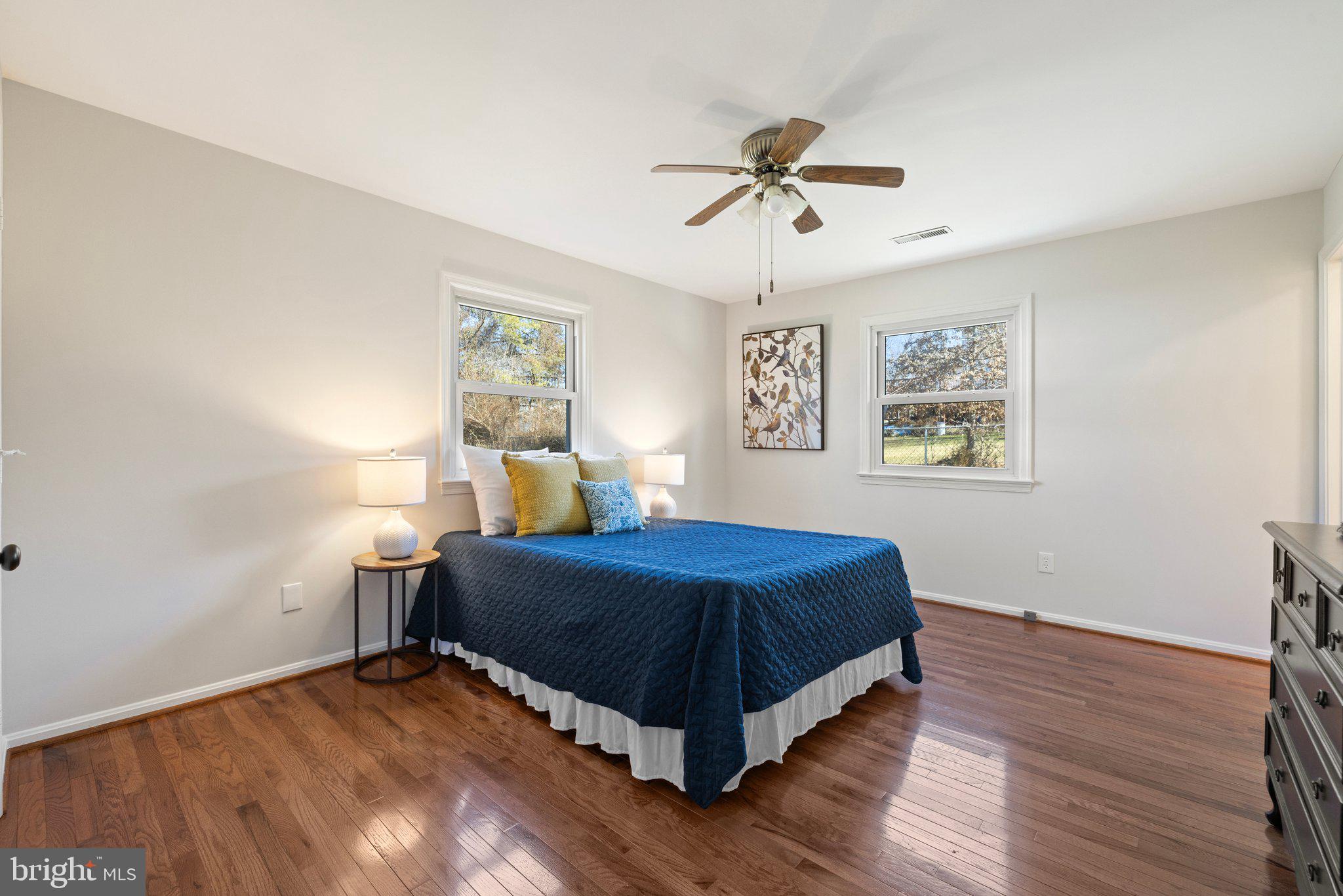 WARR LAKES - Residential