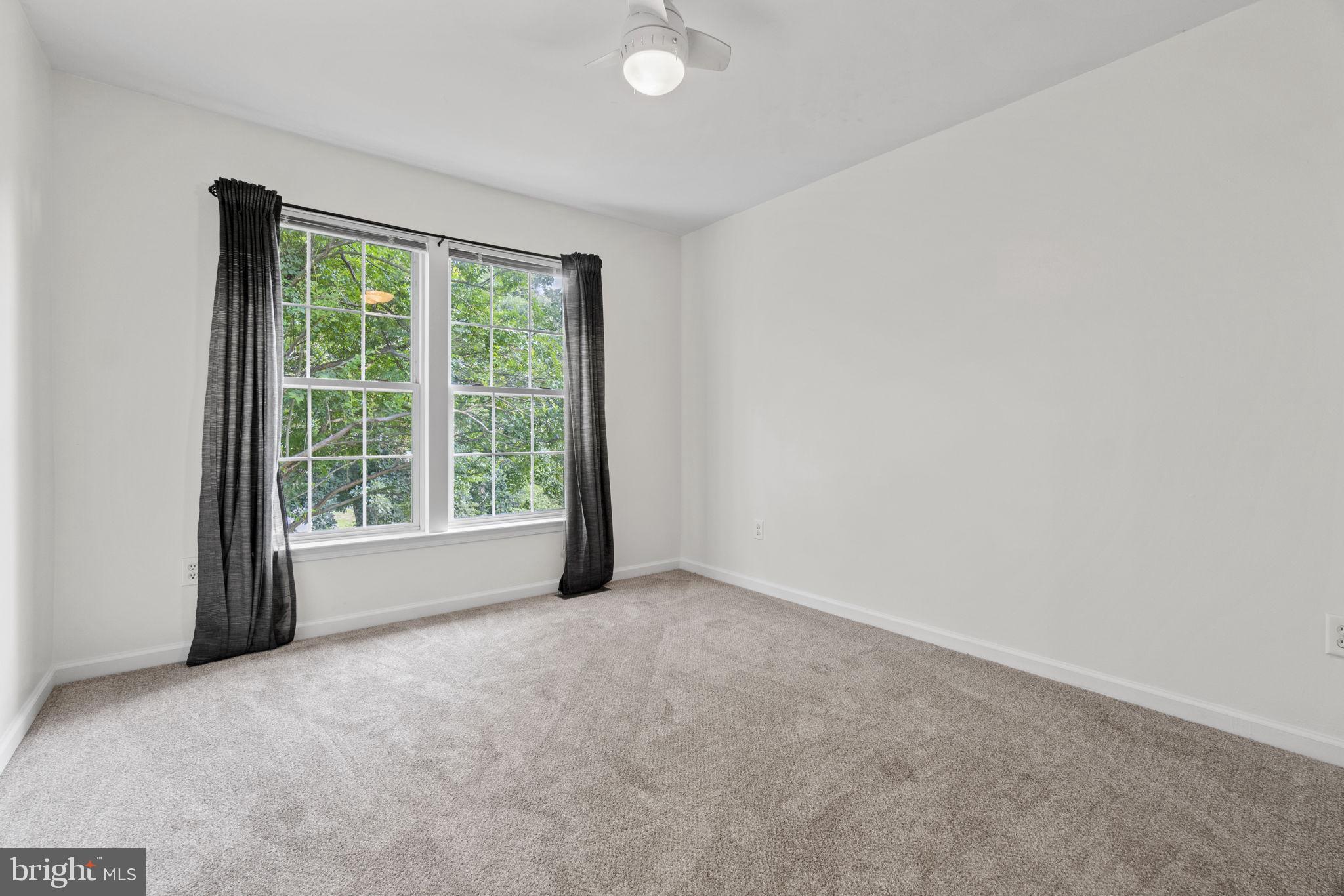 LEE'S HILL - Residential