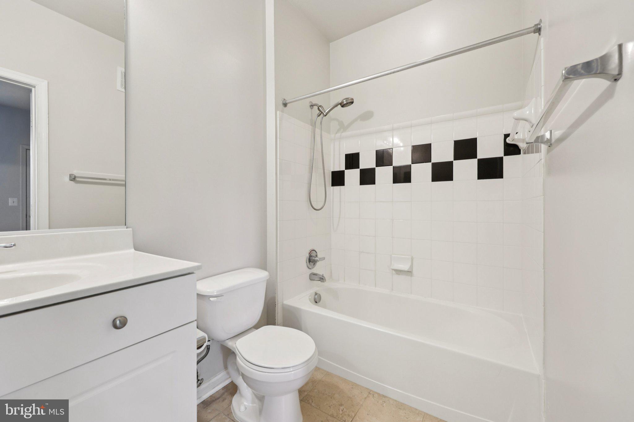 FAIRFAX RIDGE - Residential